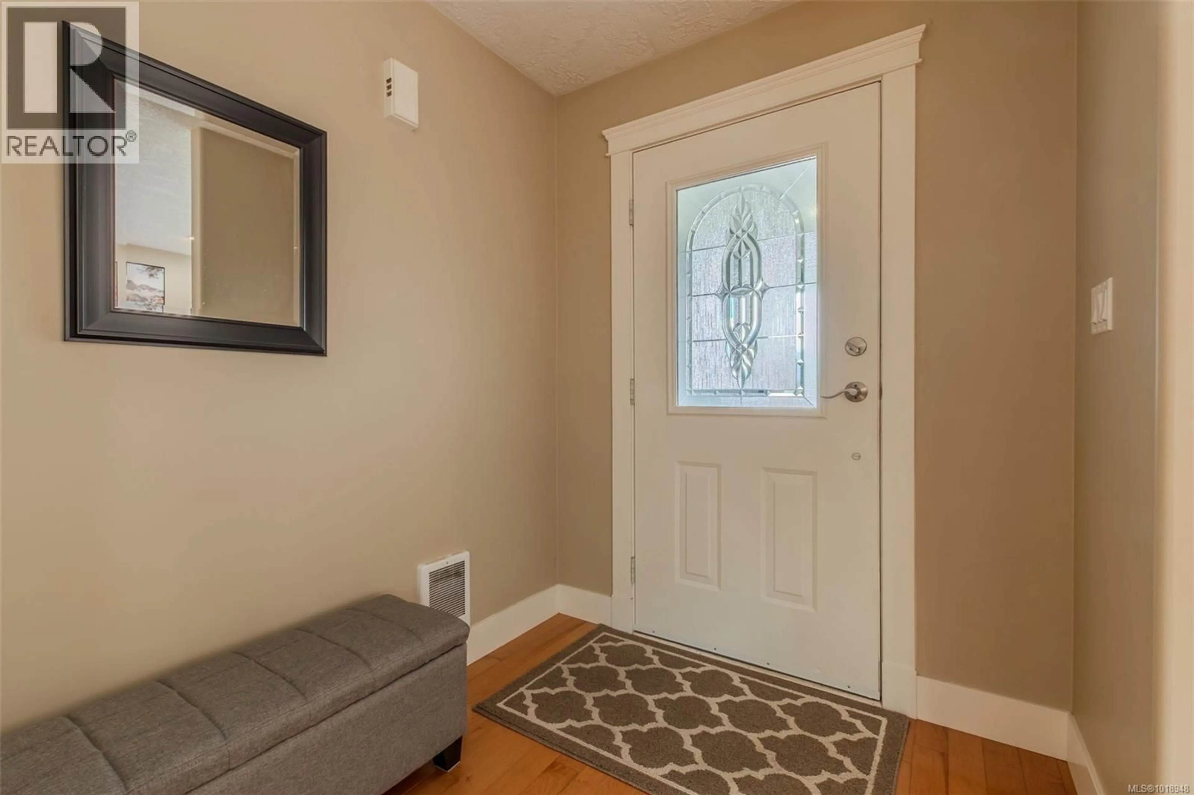 Indoor entryway for 2535 LARKSPUR DRIVE, Duncan British Columbia V9L5G7