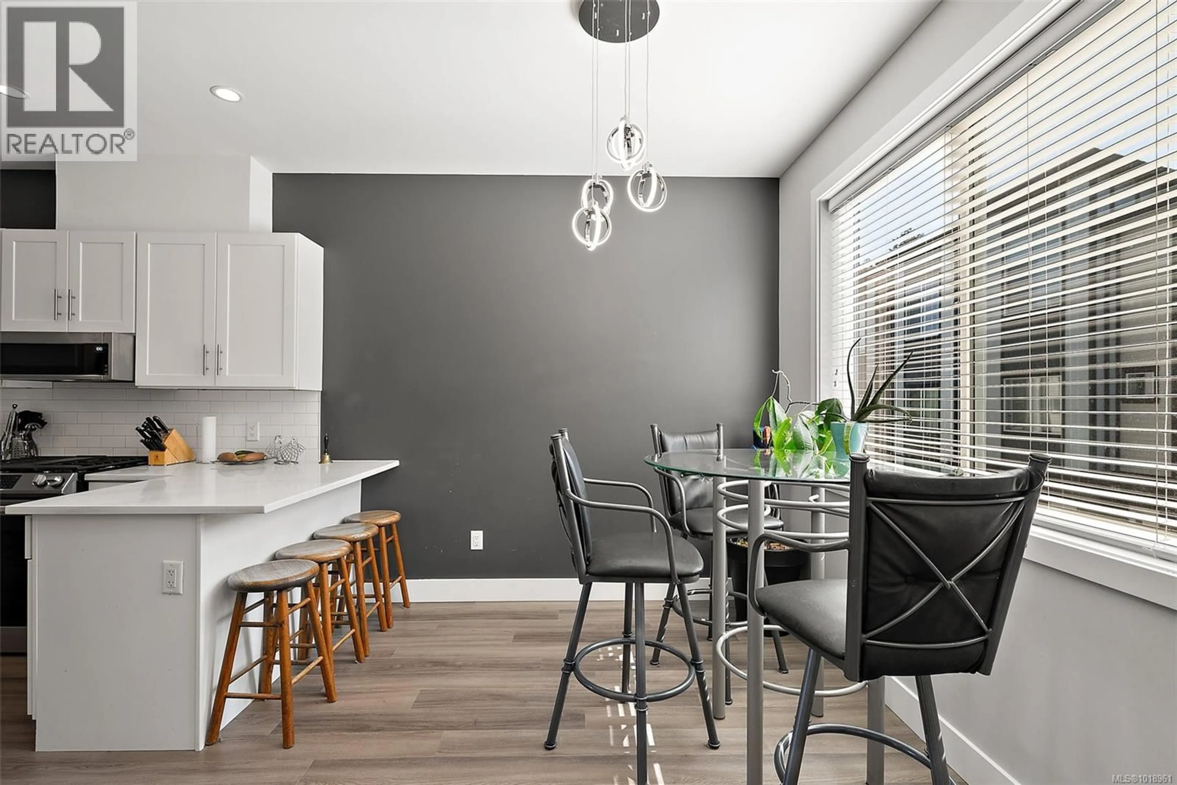 Unknown for 920 TURNSTONE RIDGE, Langford British Columbia V9C2Y4