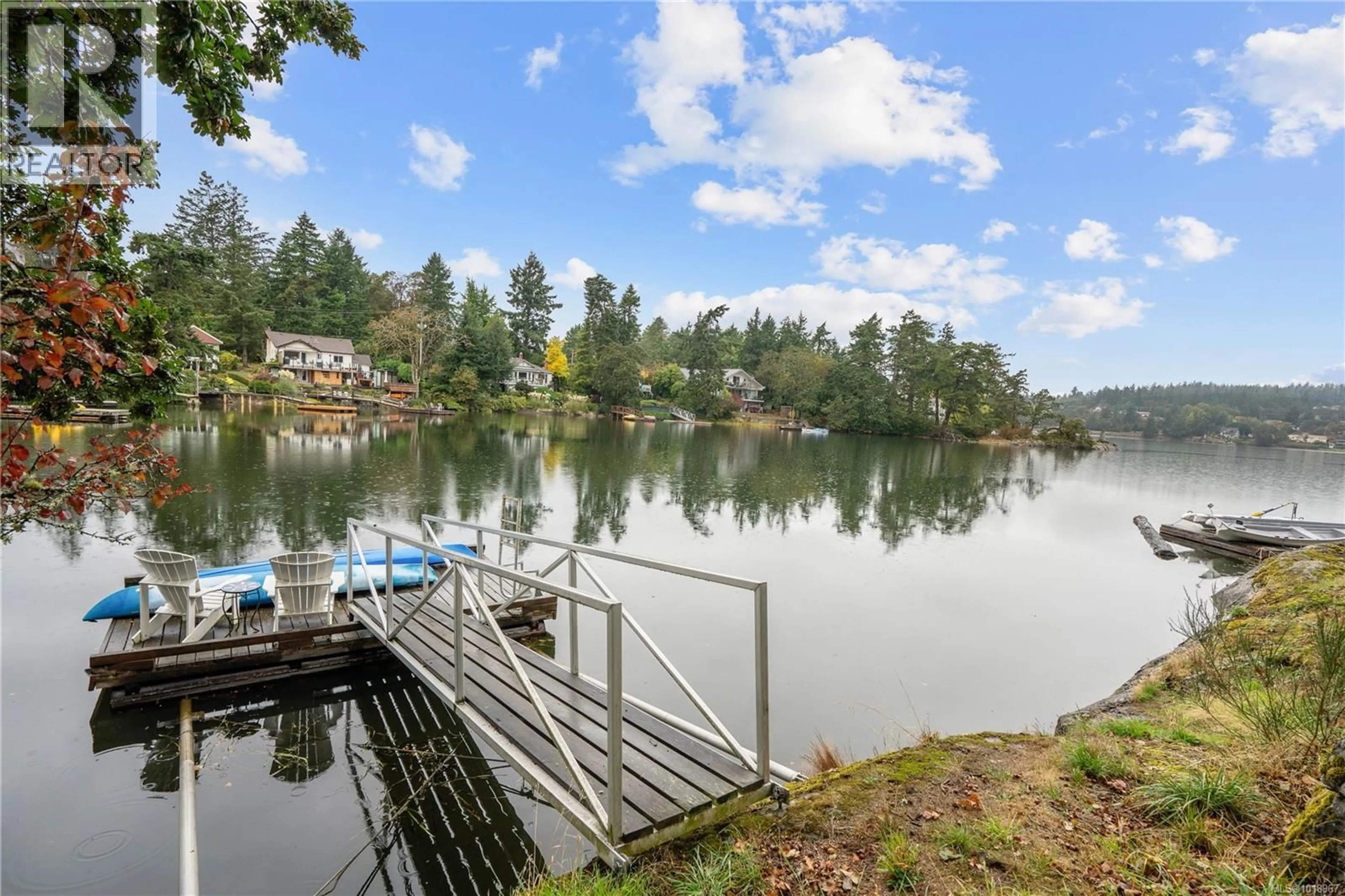 Patio, water/lake/river/ocean view for 2868 GLENWOOD AVENUE, Saanich British Columbia V9A2A2