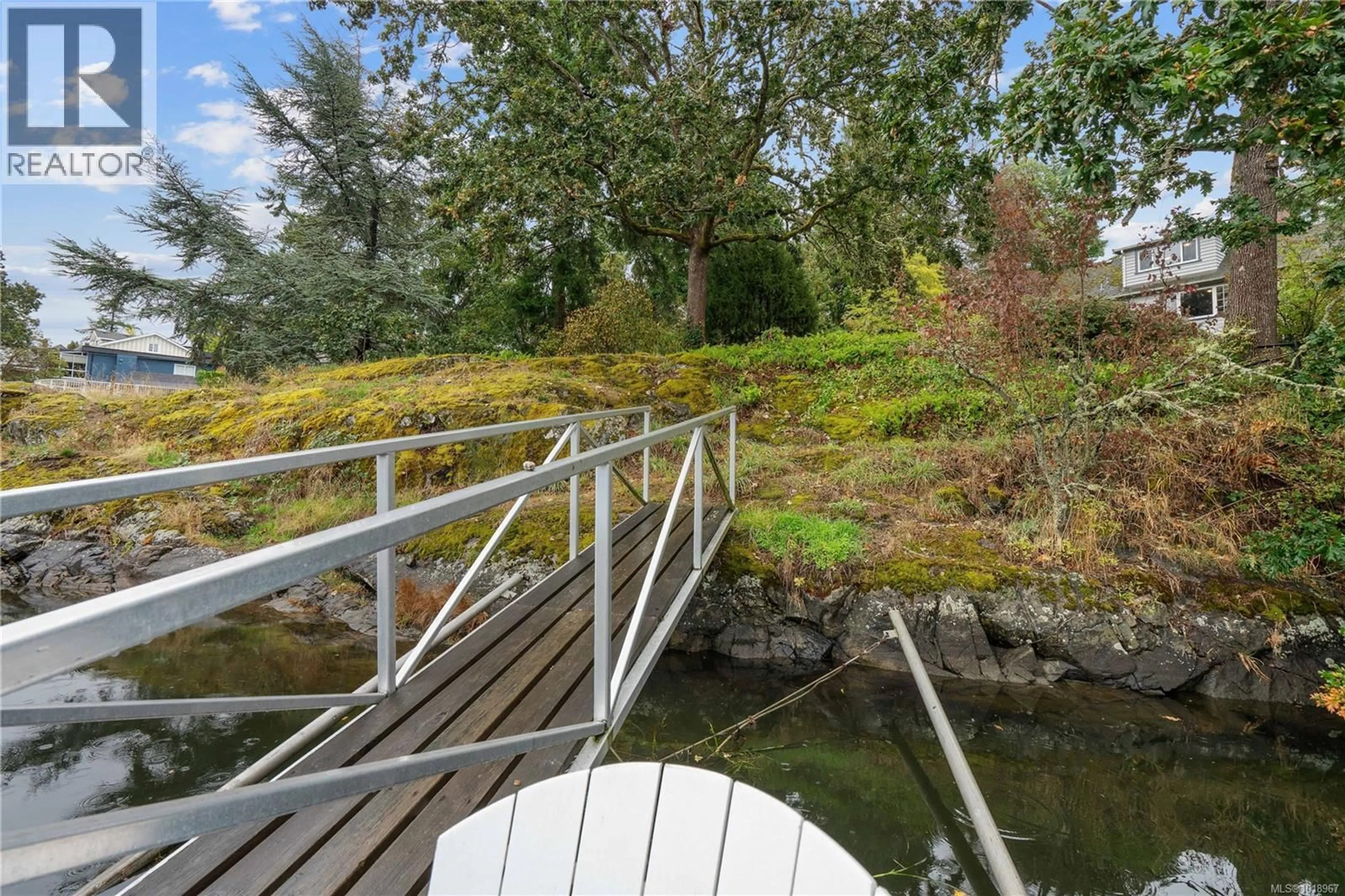 Patio, water/lake/river/ocean view for 2868 GLENWOOD AVENUE, Saanich British Columbia V9A2A2