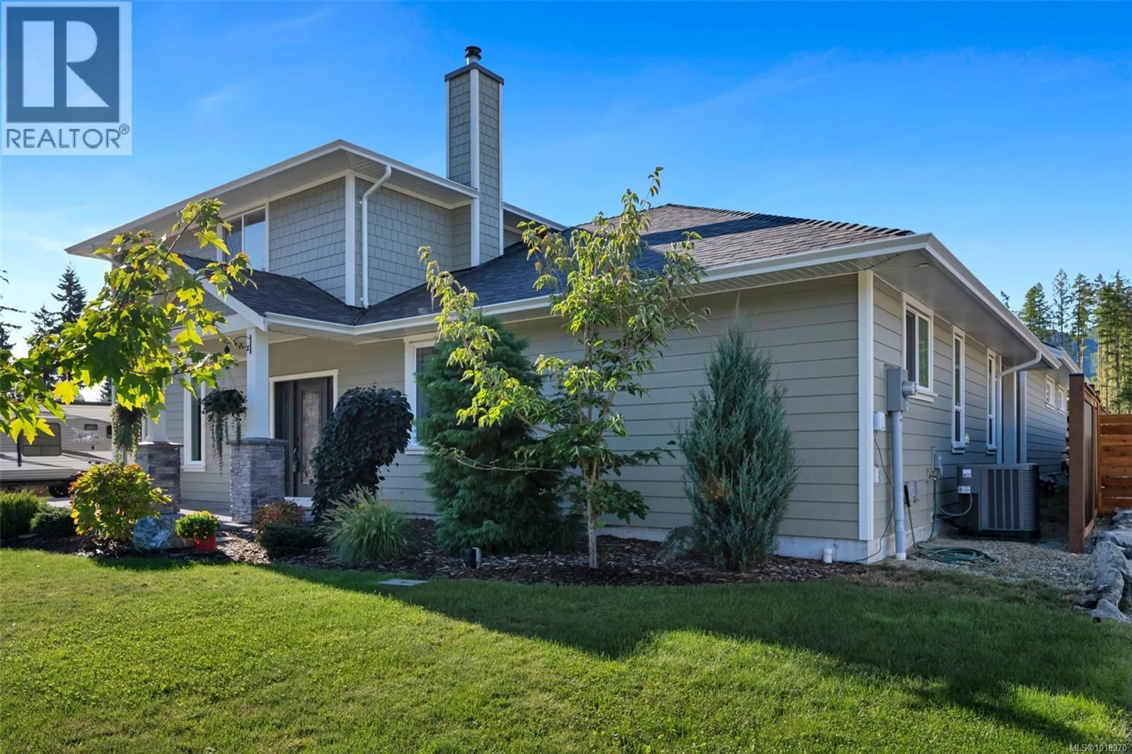 Home with vinyl exterior material, unknown for 168 EDGEWOOD DRIVE, Lake Cowichan British Columbia V0R2G0