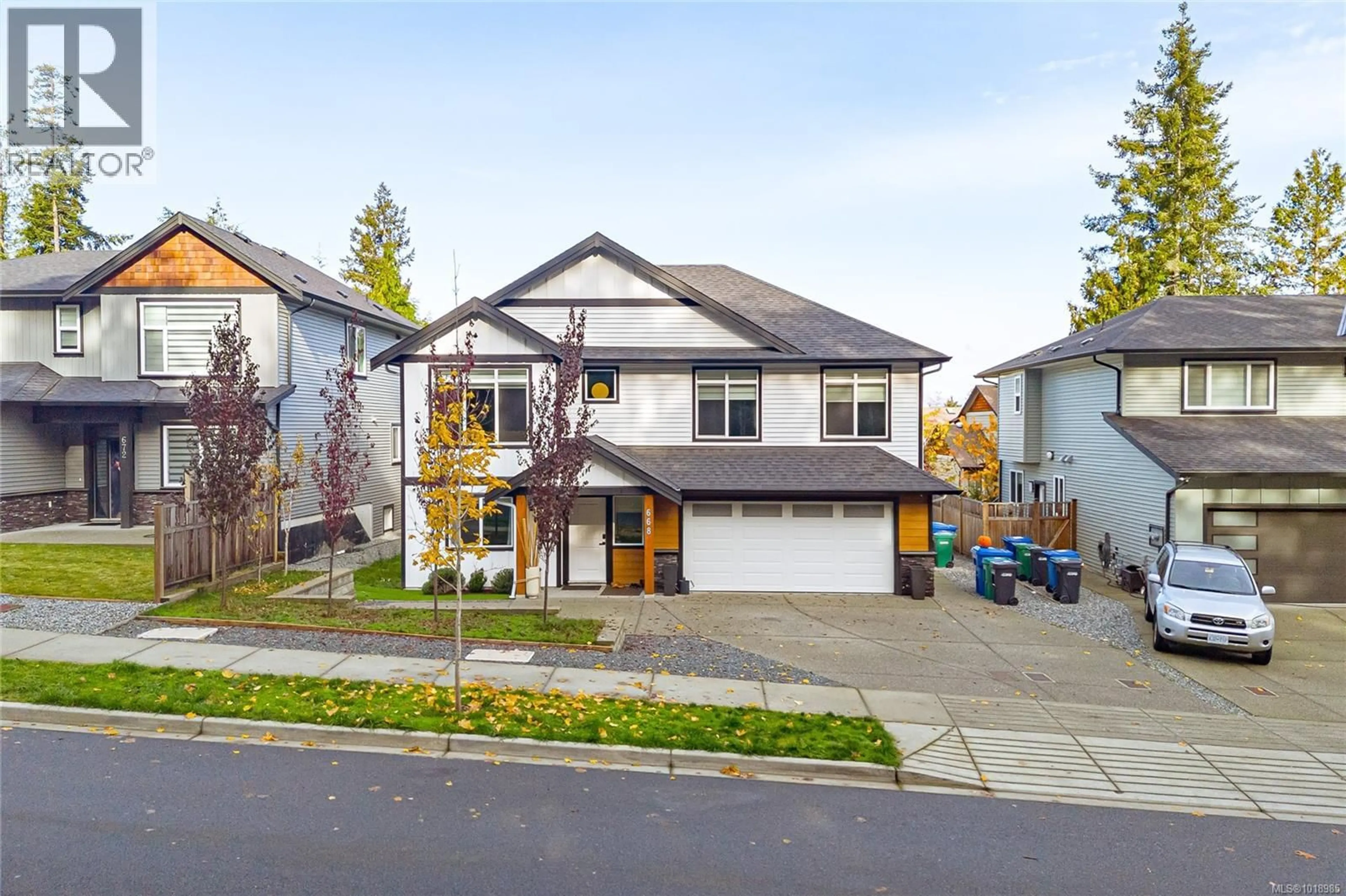 Unknown for 668 EIGHTH STREET, Nanaimo British Columbia V9R0L1