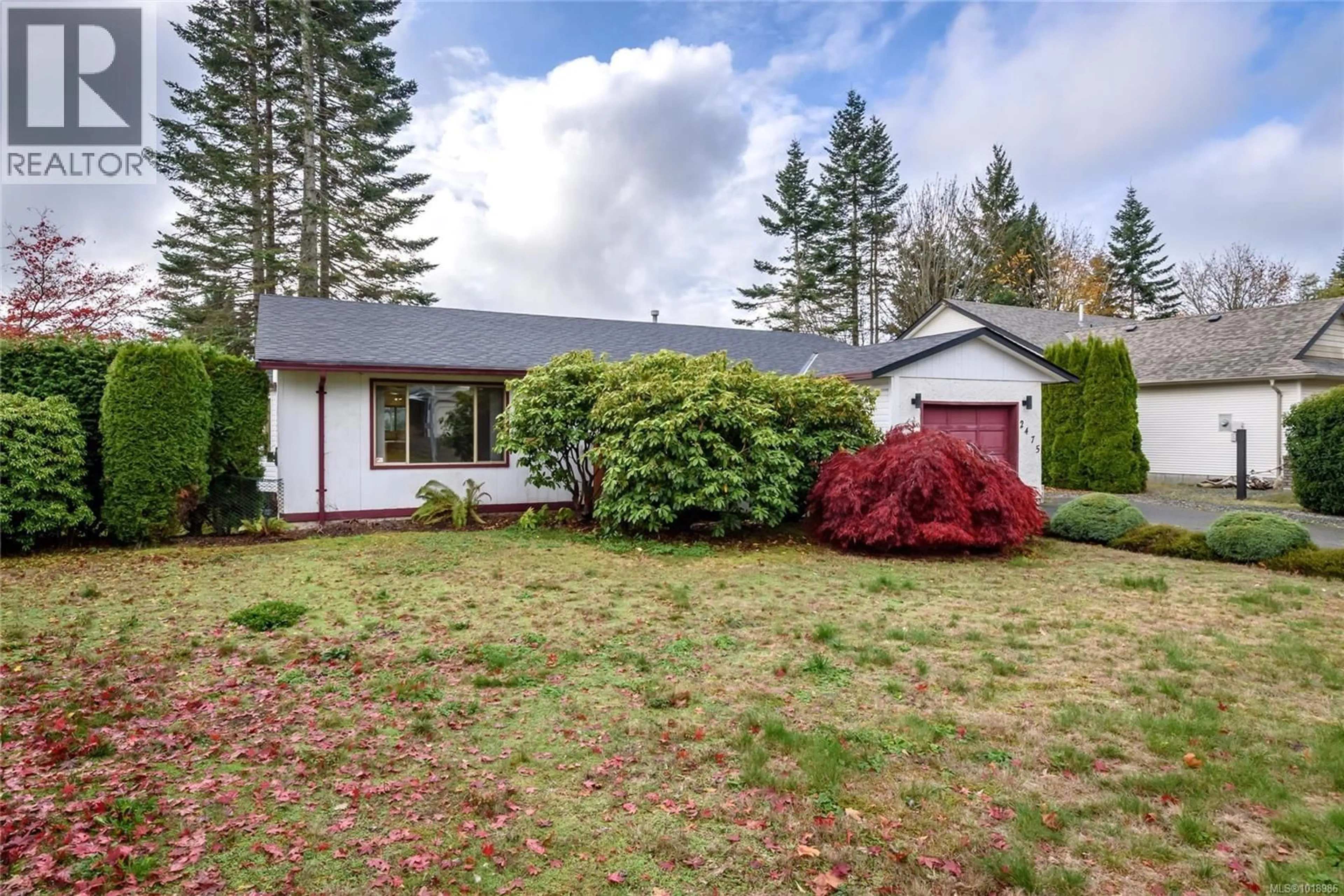 Home with vinyl exterior material, street for 2475 VALLEY VIEW DRIVE, Courtenay British Columbia V9N8S5