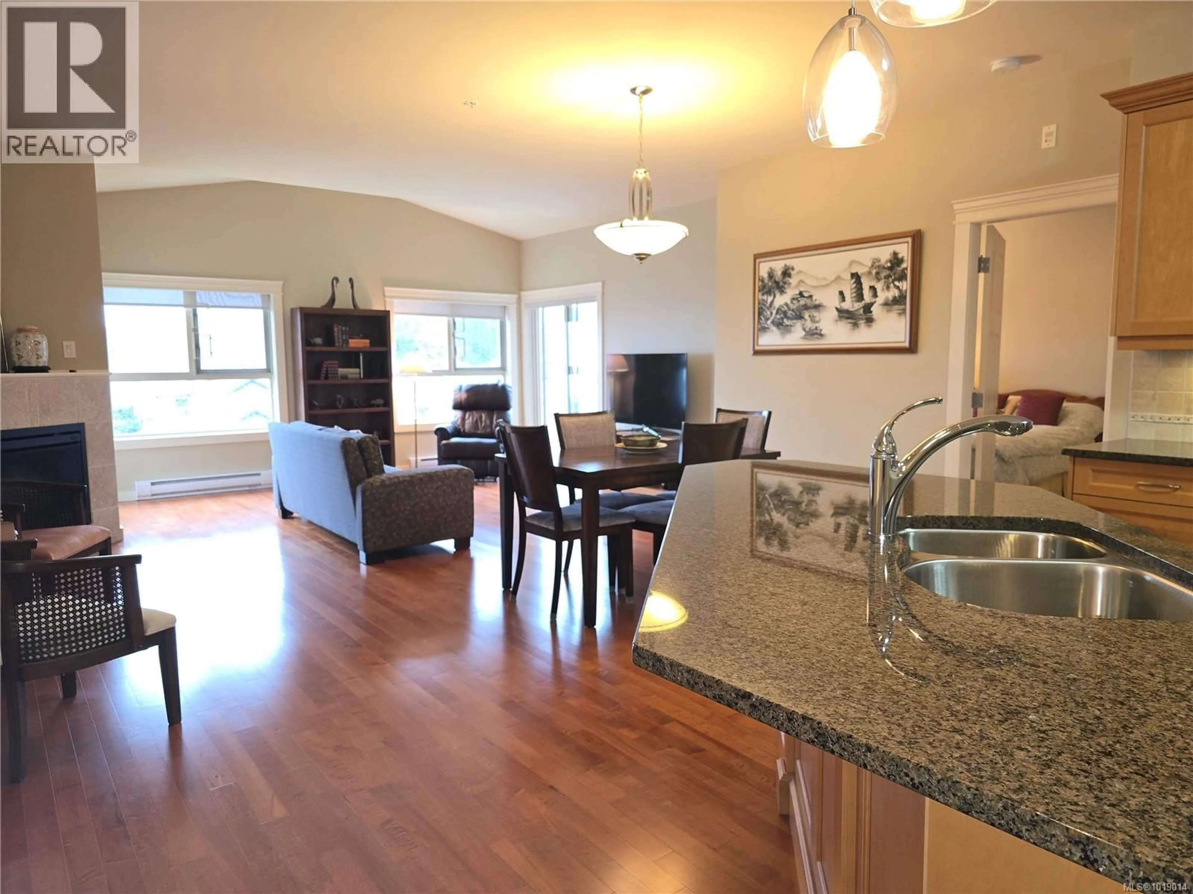 Open concept kitchen, unknown for 404 - 6728 DICKINSON ROAD, Nanaimo British Columbia V9V1T3