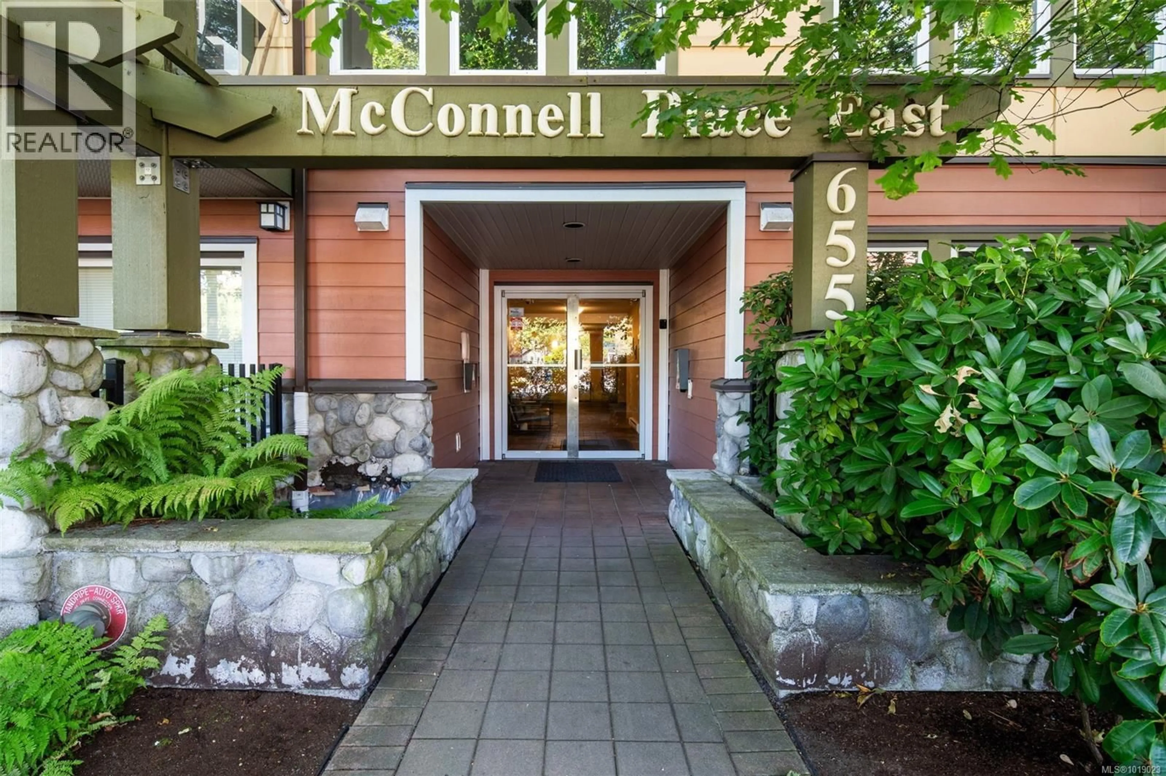 Unknown for 102 - 655 GOLDSTREAM AVENUE, Langford British Columbia V9B0G2