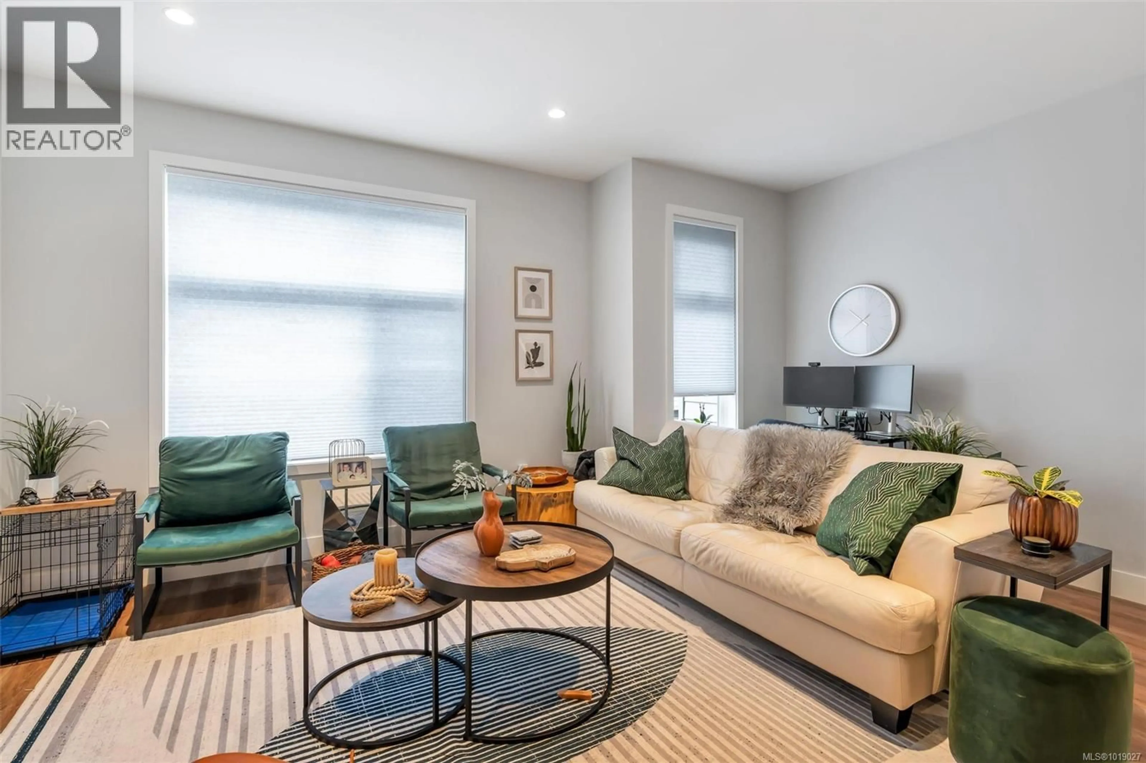 Living room with furniture, unknown for 108 - 2130 TRIANGLE TRAIL, Langford British Columbia V9C0R2