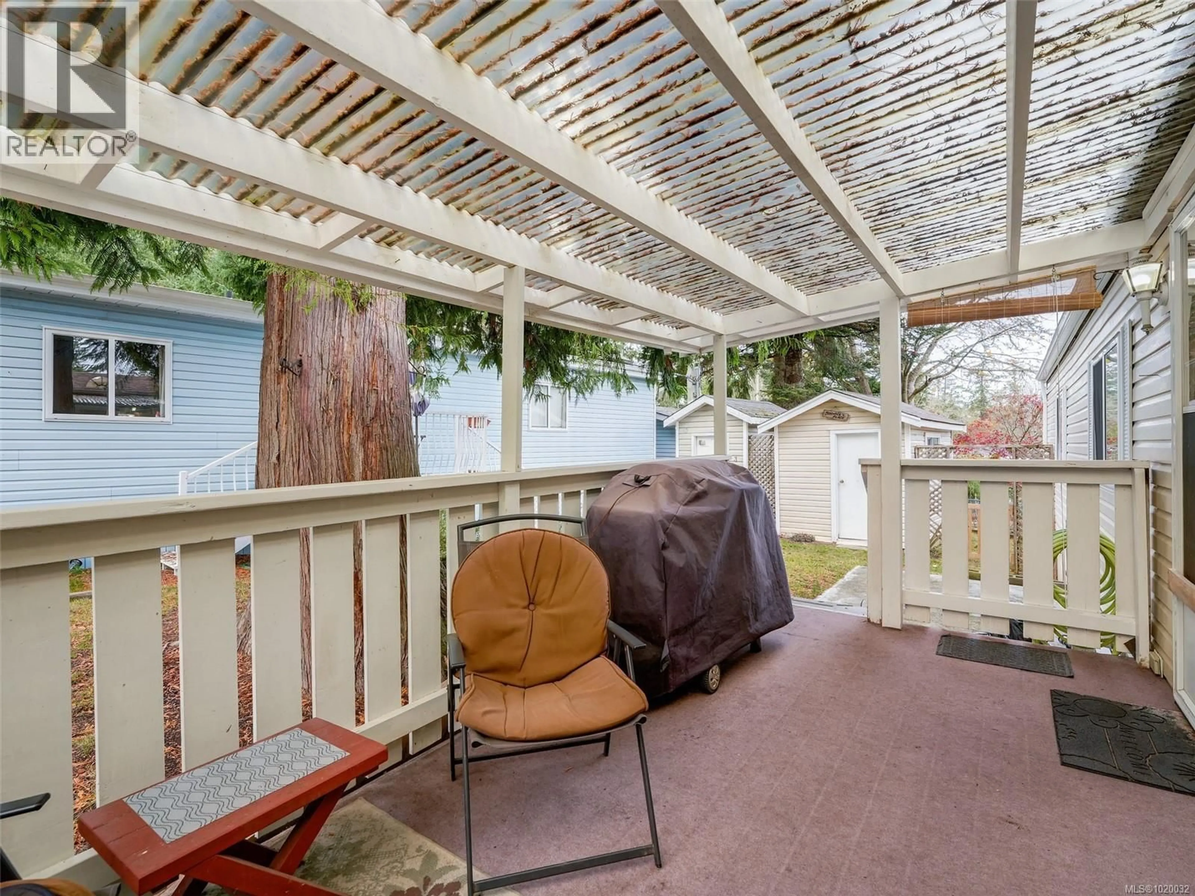 Patio, street for 220 - 2779 STAUTW ROAD, Central Saanich British Columbia V8M2C8