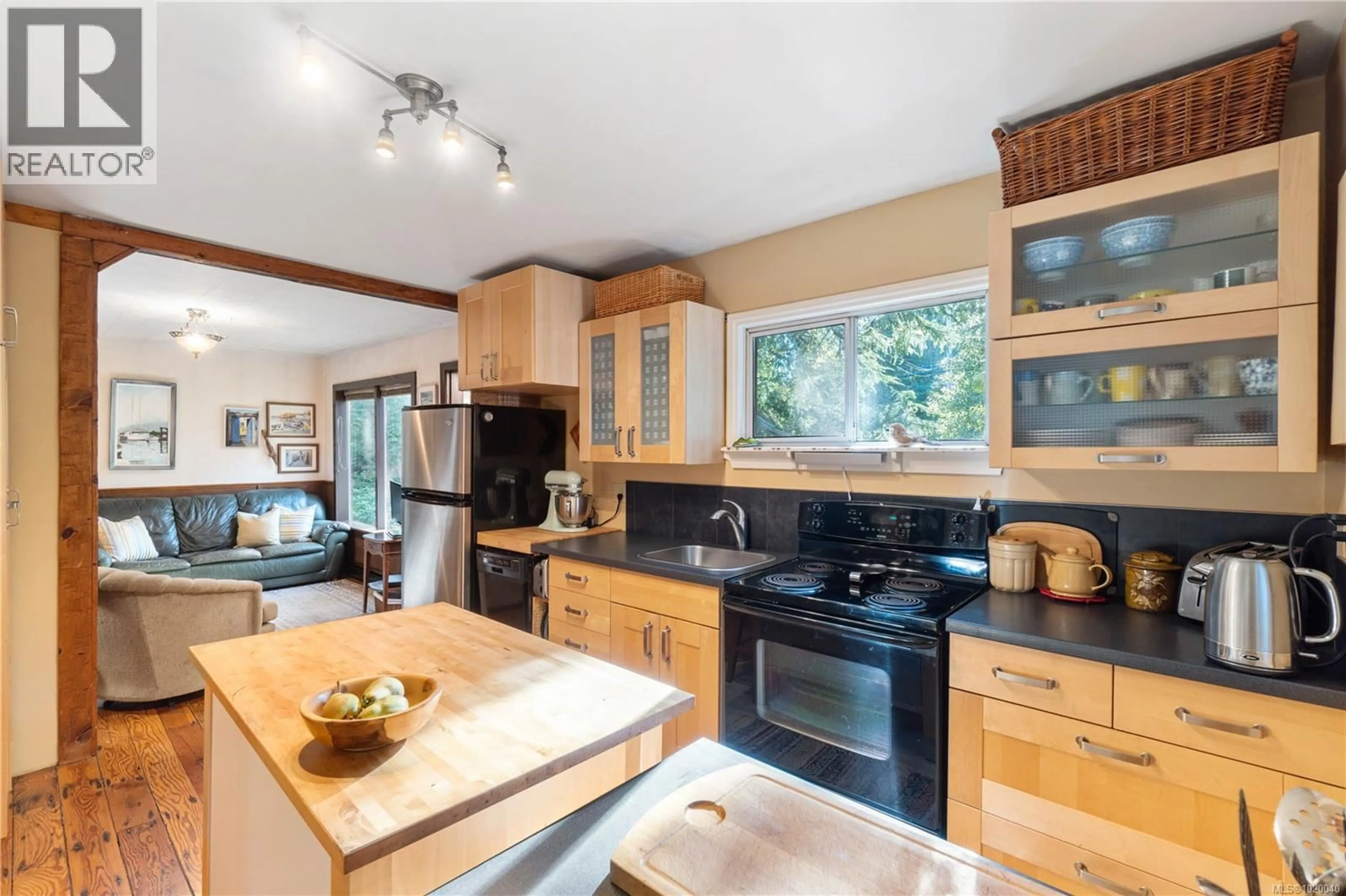 Open concept kitchen, unknown for 681 TURNER ROAD, Parksville British Columbia V9P1T7