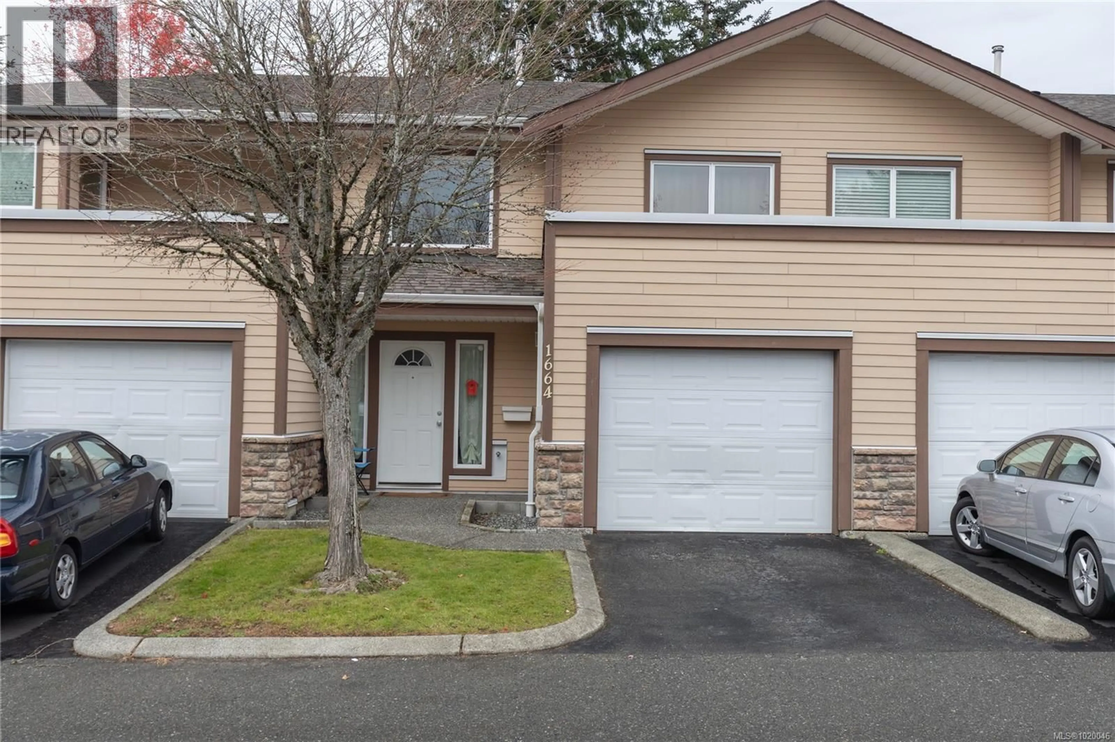 Home with vinyl exterior material, street for 1664 CREEKSIDE DRIVE, Nanaimo British Columbia V9S5V8