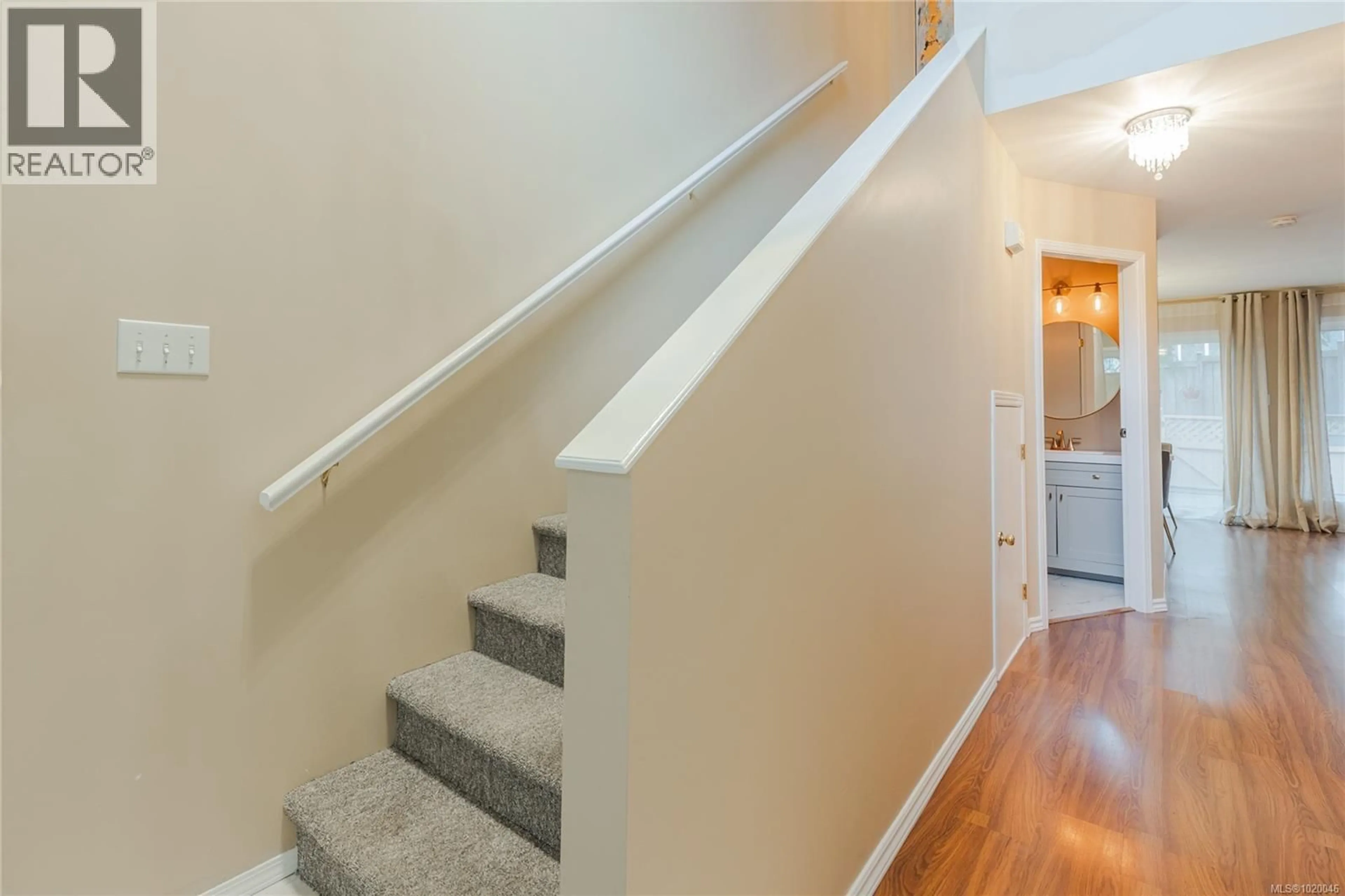 Stairs for 1664 CREEKSIDE DRIVE, Nanaimo British Columbia V9S5V8