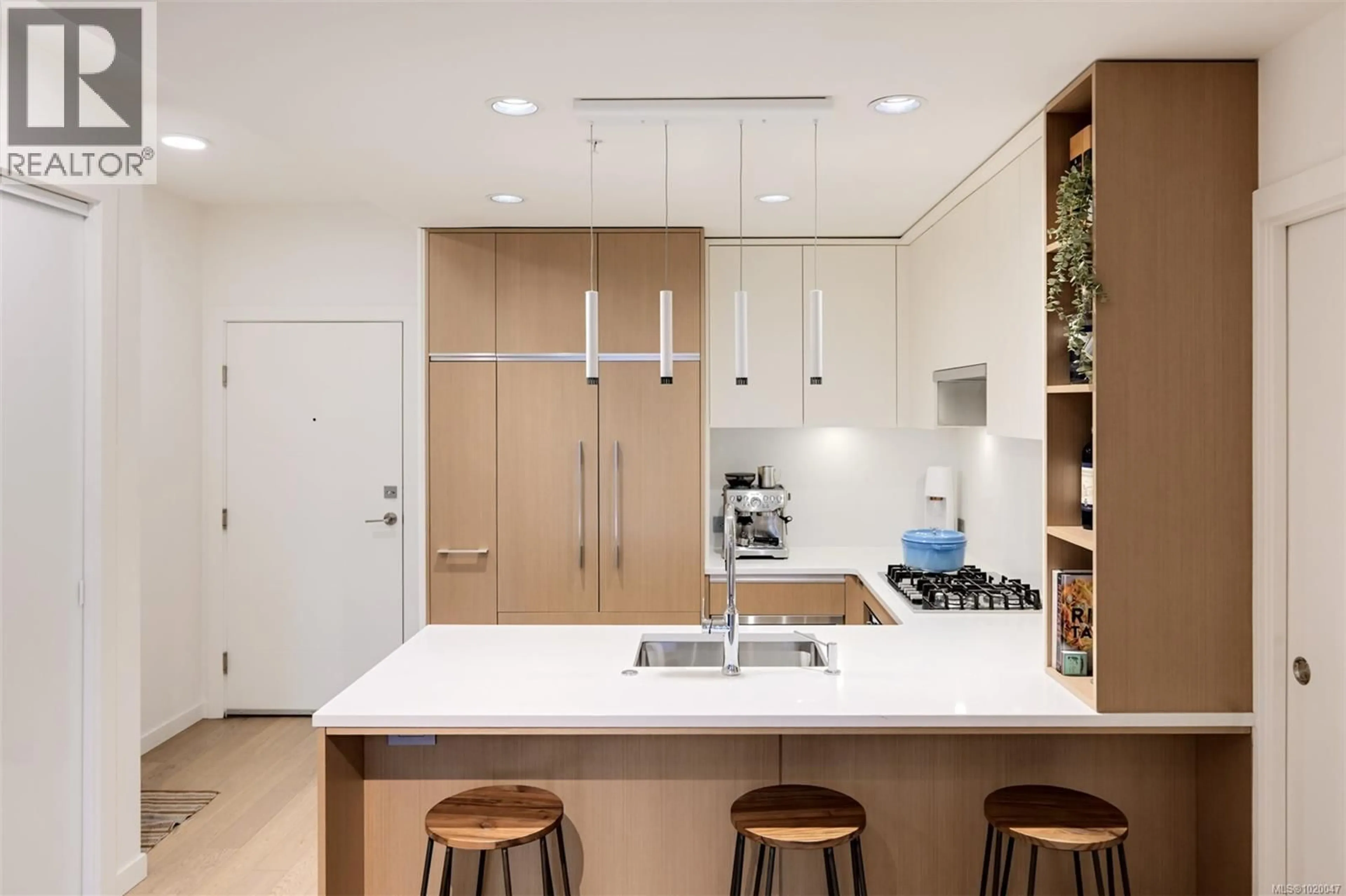 Contemporary kitchen, unknown for 303 - 1033 COOK STREET, Victoria British Columbia V8V0E1