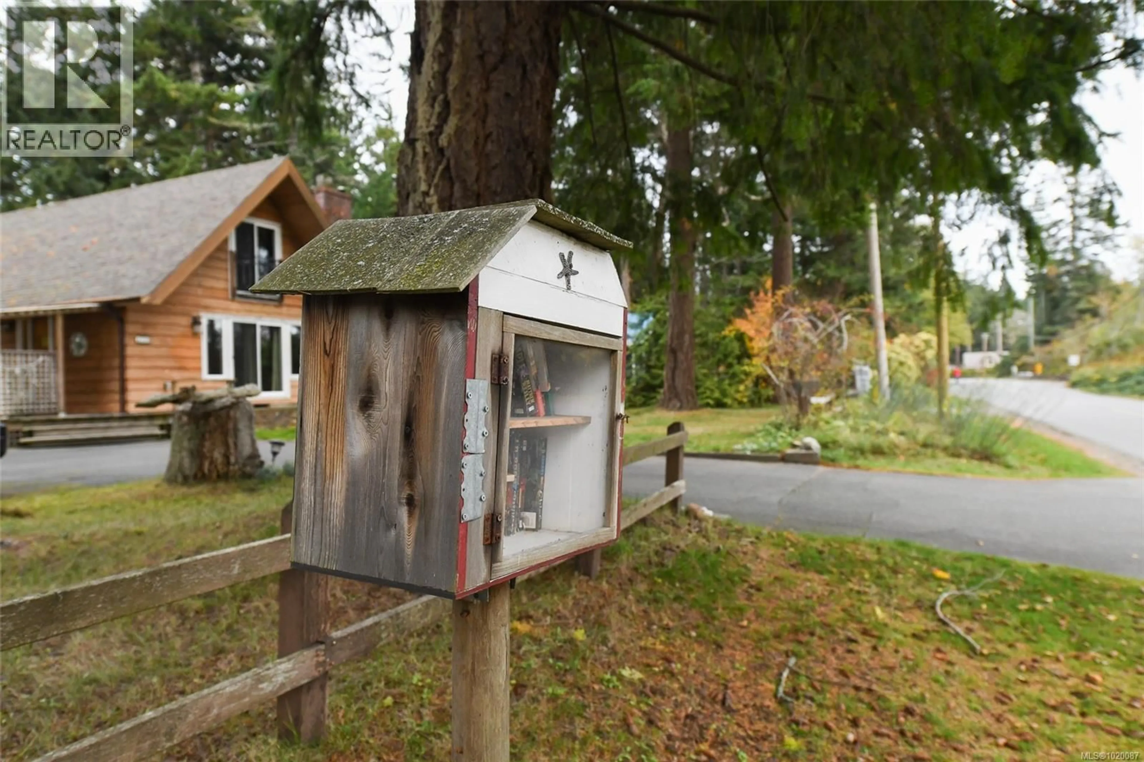 Shed for 1210 WILKINSON ROAD, Comox British Columbia V9M4B8