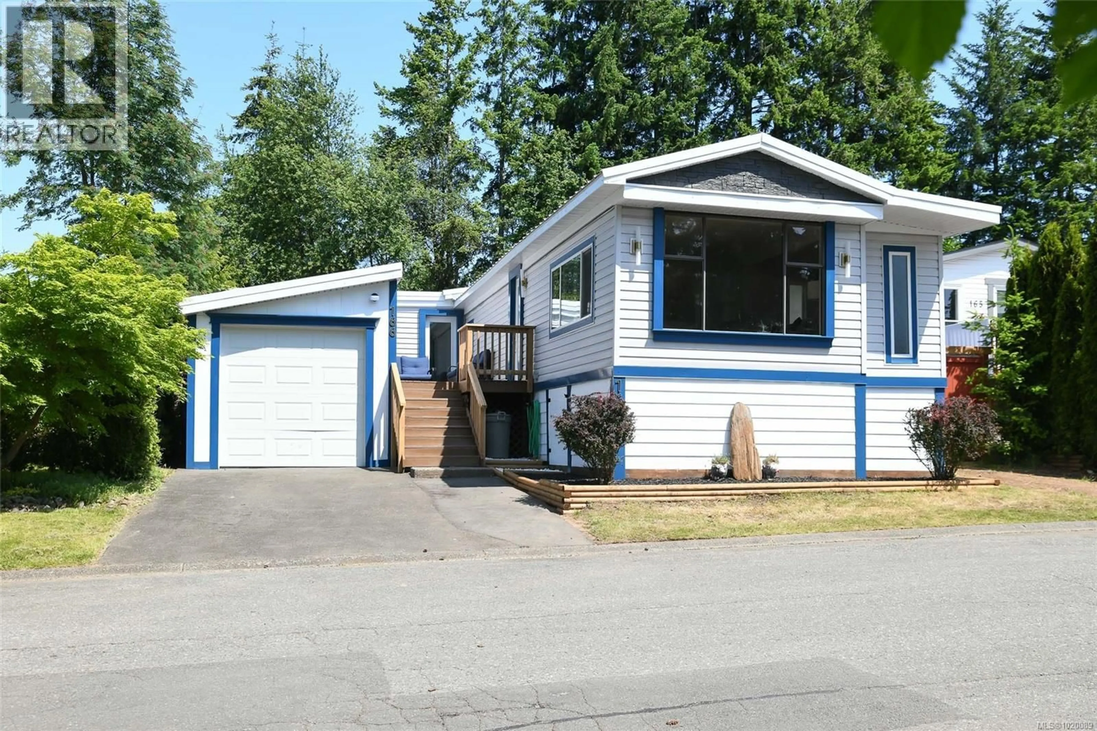 Home with vinyl exterior material, street for 166 - 1160 SHELLBOURNE BOULEVARD, Campbell River British Columbia V9W5G5