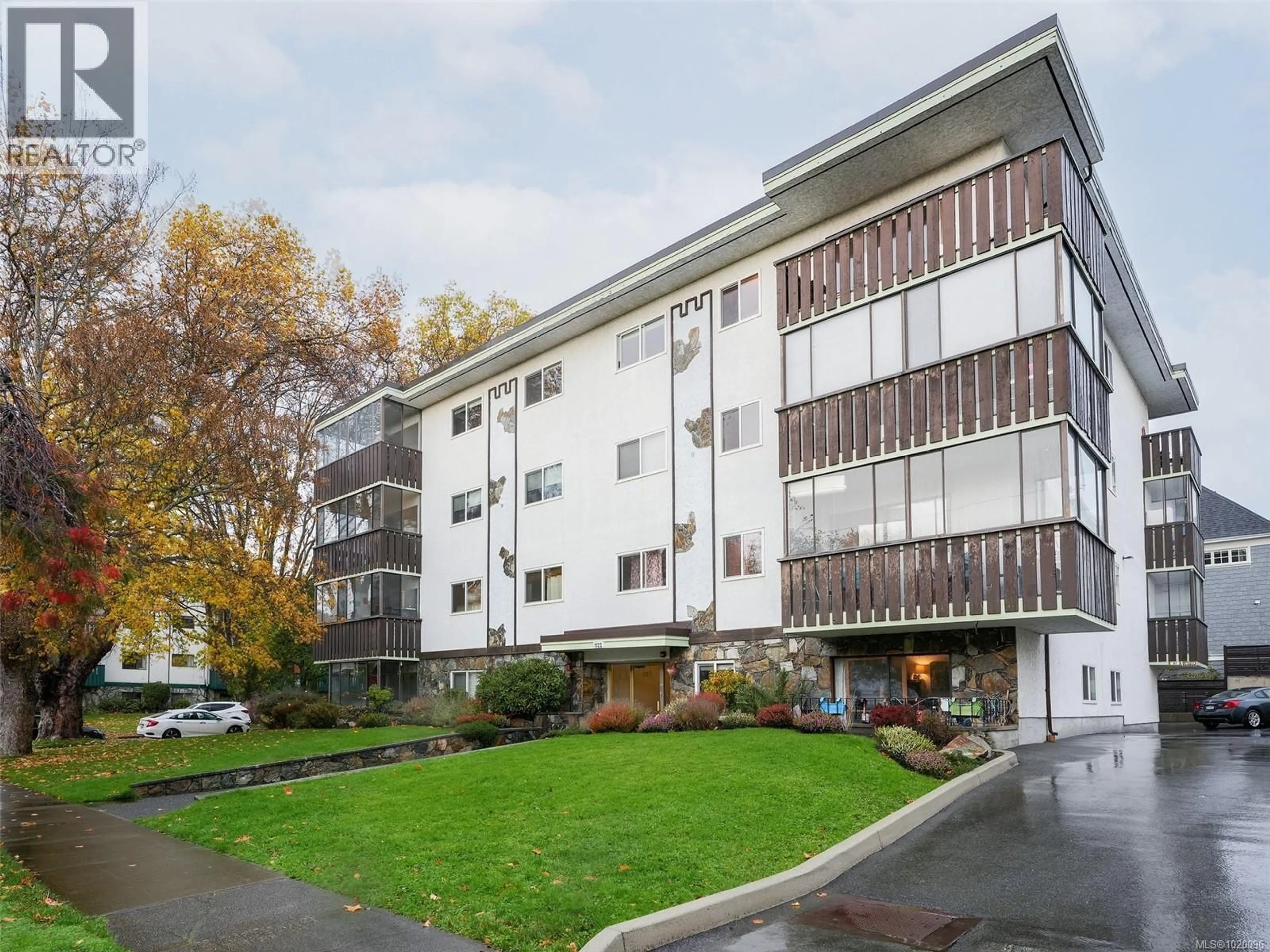 Patio, building for 103 - 1122 HILDA STREET, Victoria British Columbia V8V2Z4