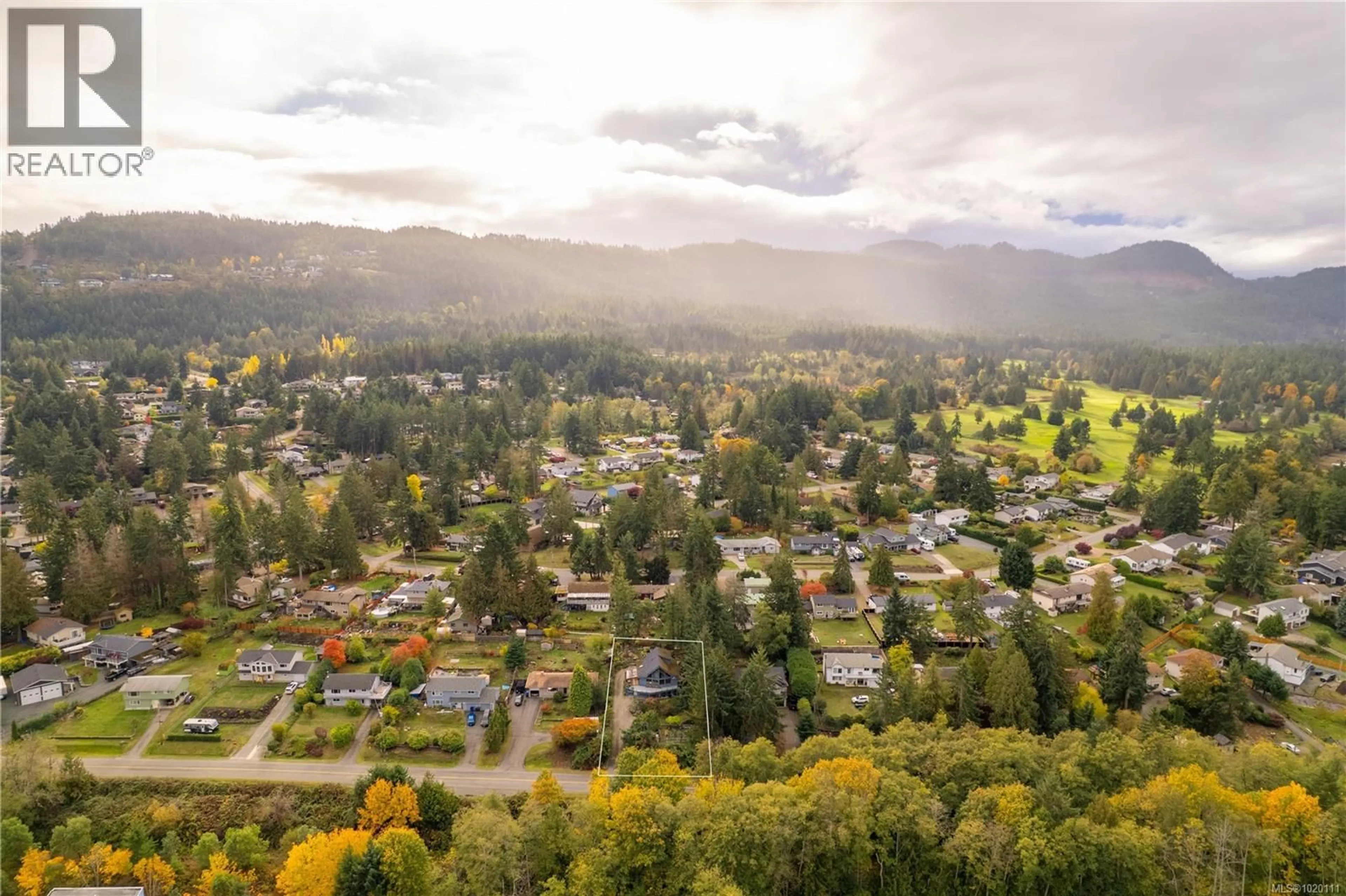 A pic from outside/outdoor area/front of a property/back of a property/a pic from drone, mountain view for 6869 PHILIP ROAD, Lantzville British Columbia V0R2H0