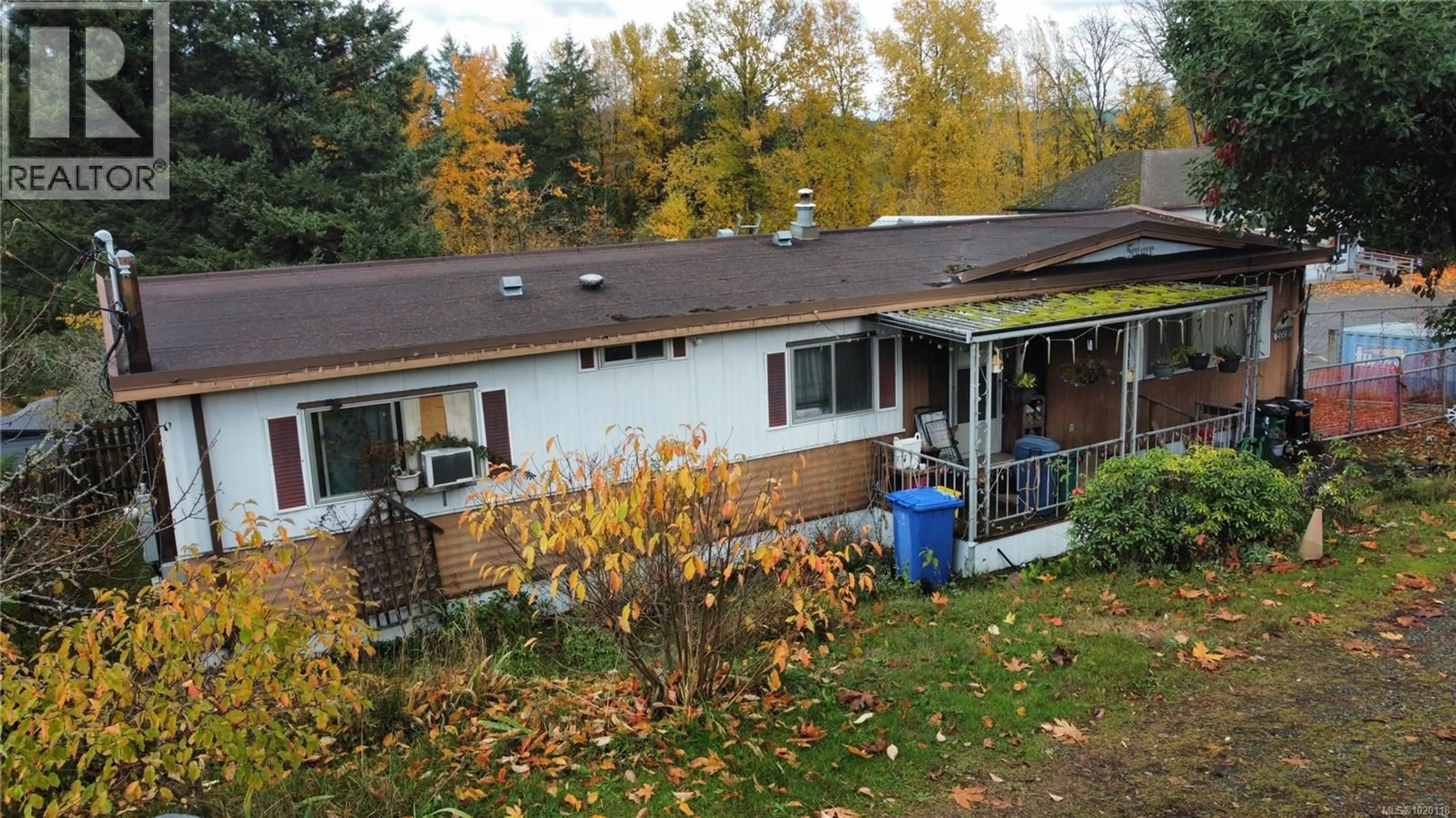 A pic from outside/outdoor area/front of a property/back of a property/a pic from drone, unknown for 4991 CHRISTIE ROAD, Ladysmith British Columbia V9G1J3