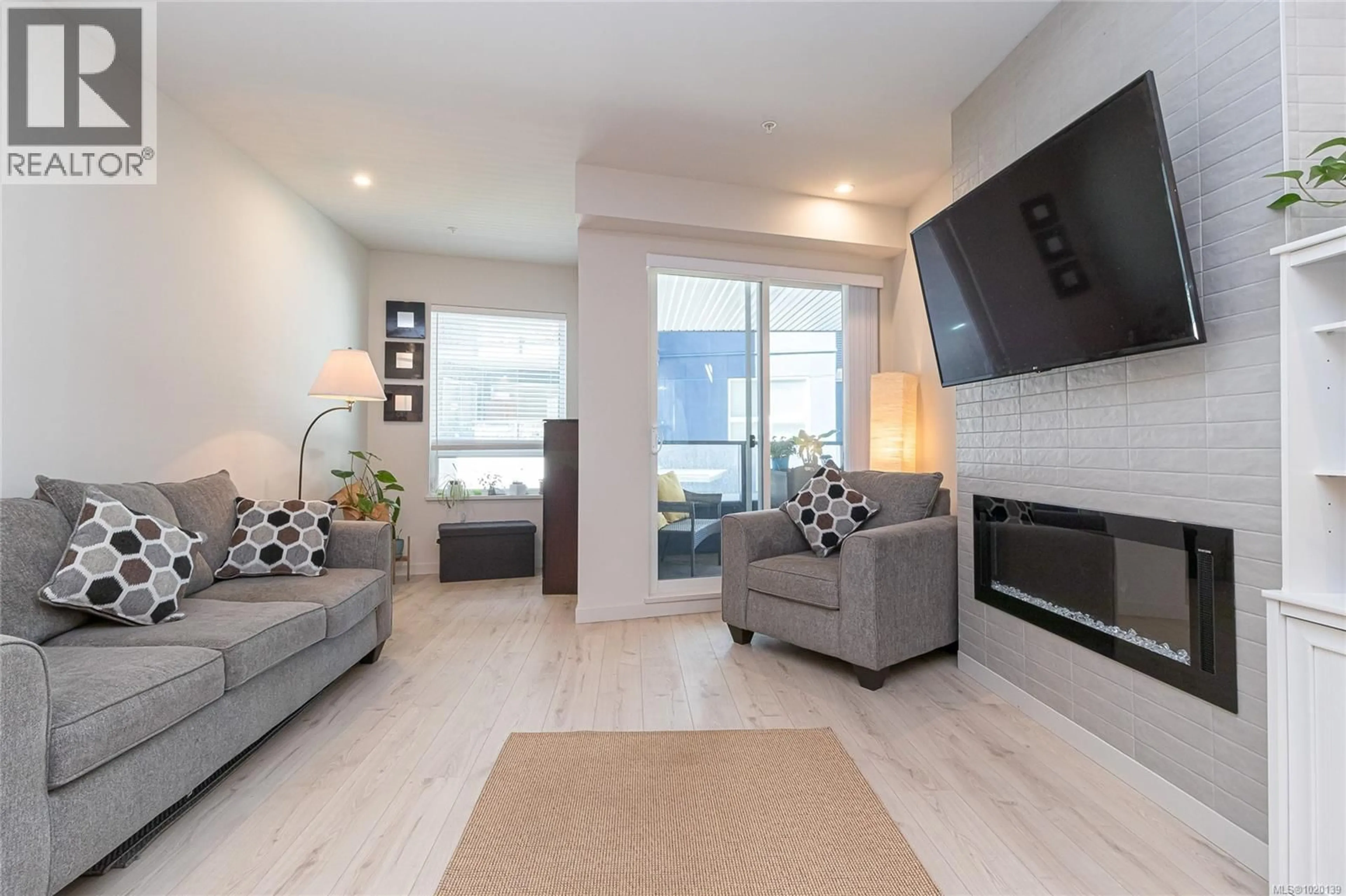 Living room with furniture, unknown for 208 - 958 PHAROAH MEWS, Langford British Columbia V9B6W6