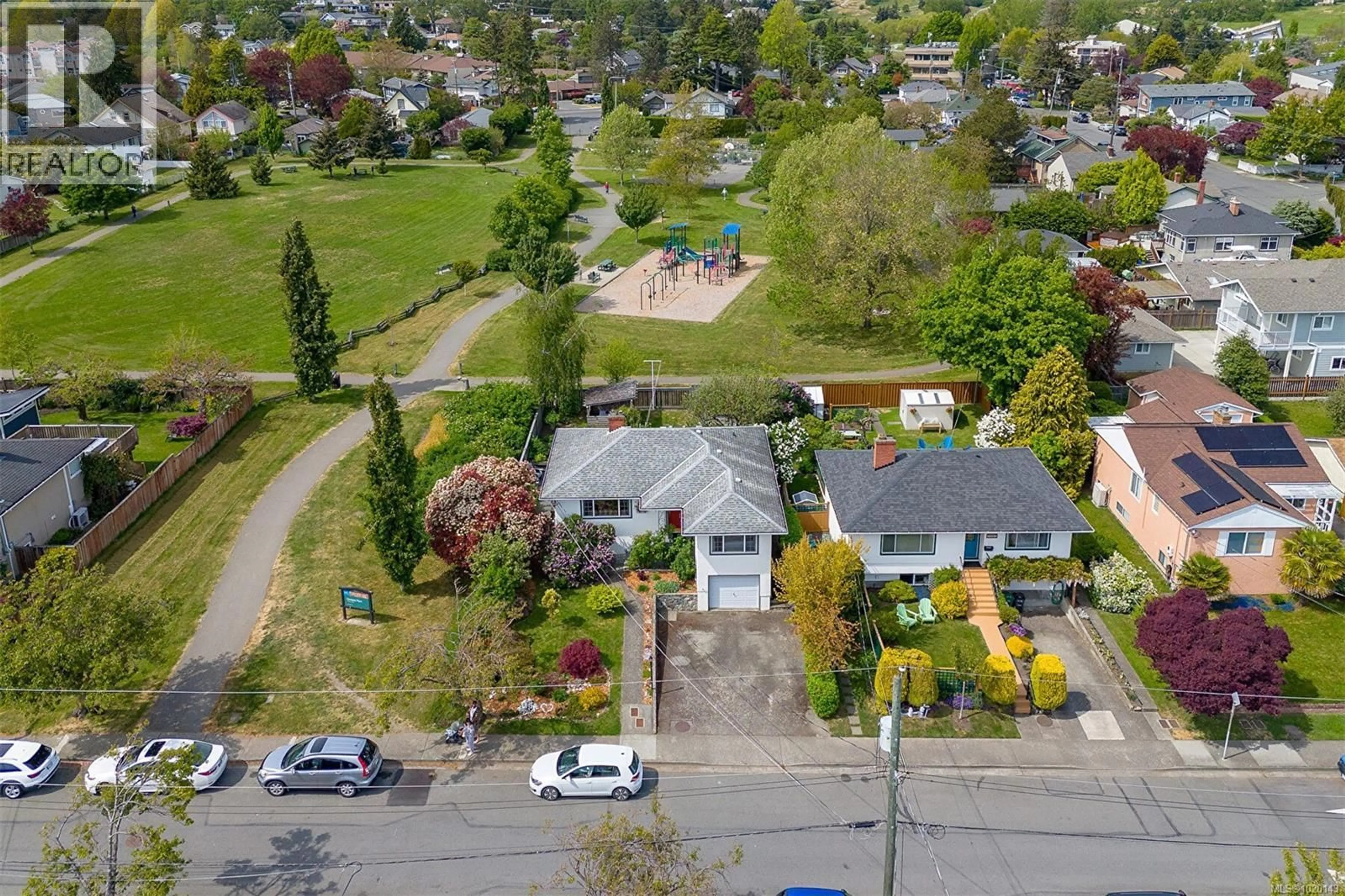 A pic from outside/outdoor area/front of a property/back of a property/a pic from drone, street for 1476 STROUD ROAD, Victoria British Columbia V8T2K9