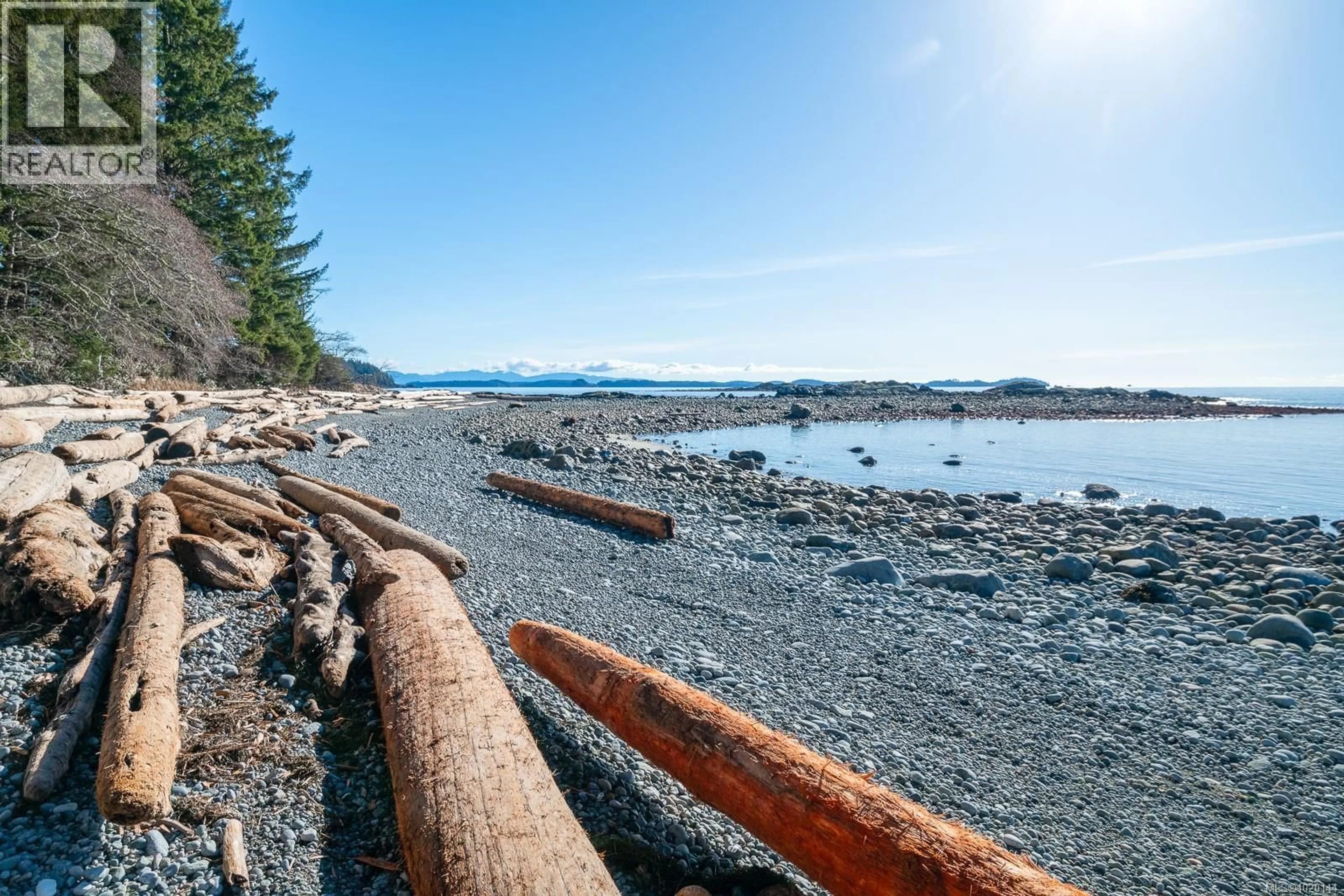 Patio, water/lake/river/ocean view for 1049 SIXTH AVENUE, Ucluelet British Columbia V0R3A0