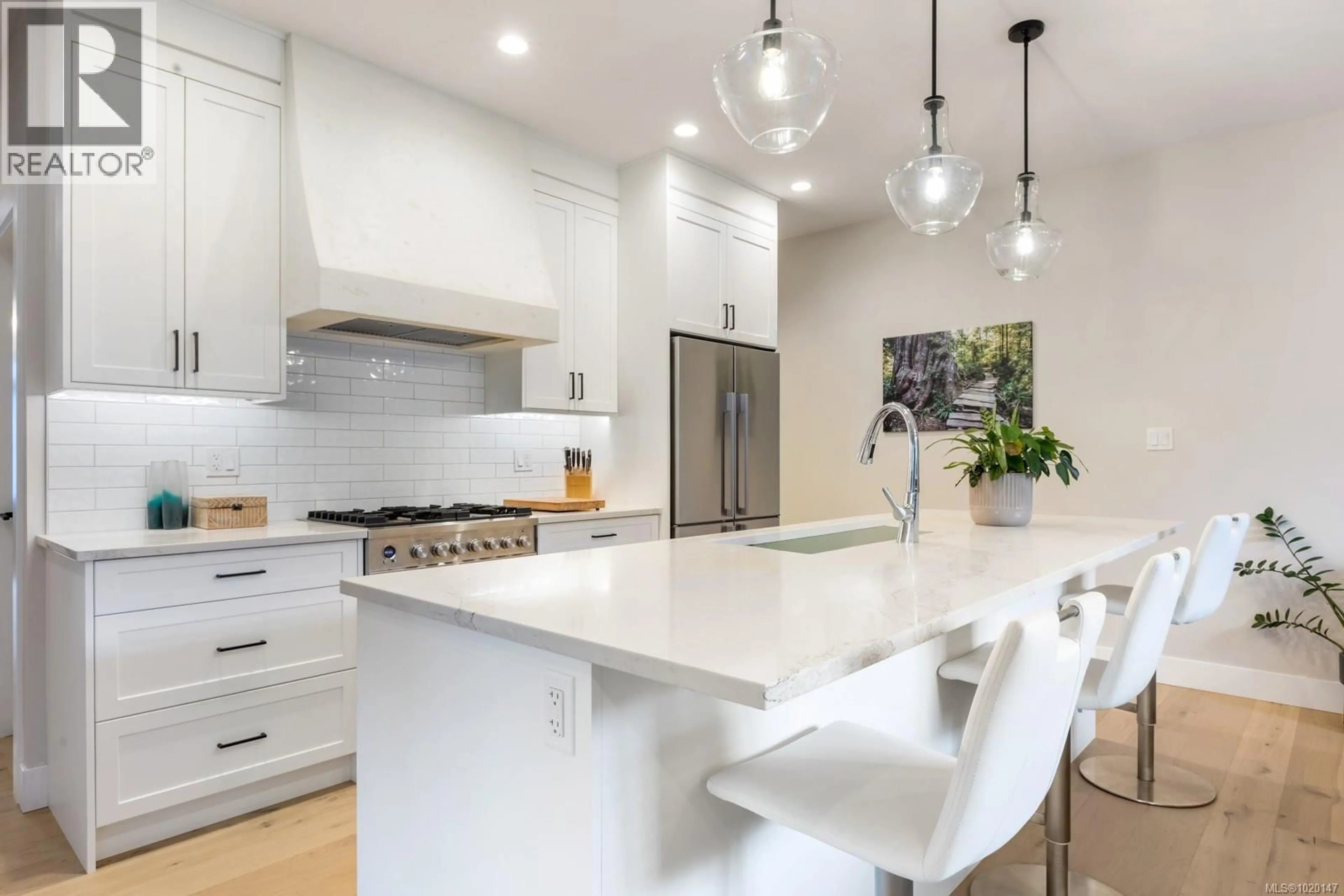 Contemporary kitchen, unknown for 137 - 4098 BUCKSTONE ROAD, Courtenay British Columbia V9N0H2