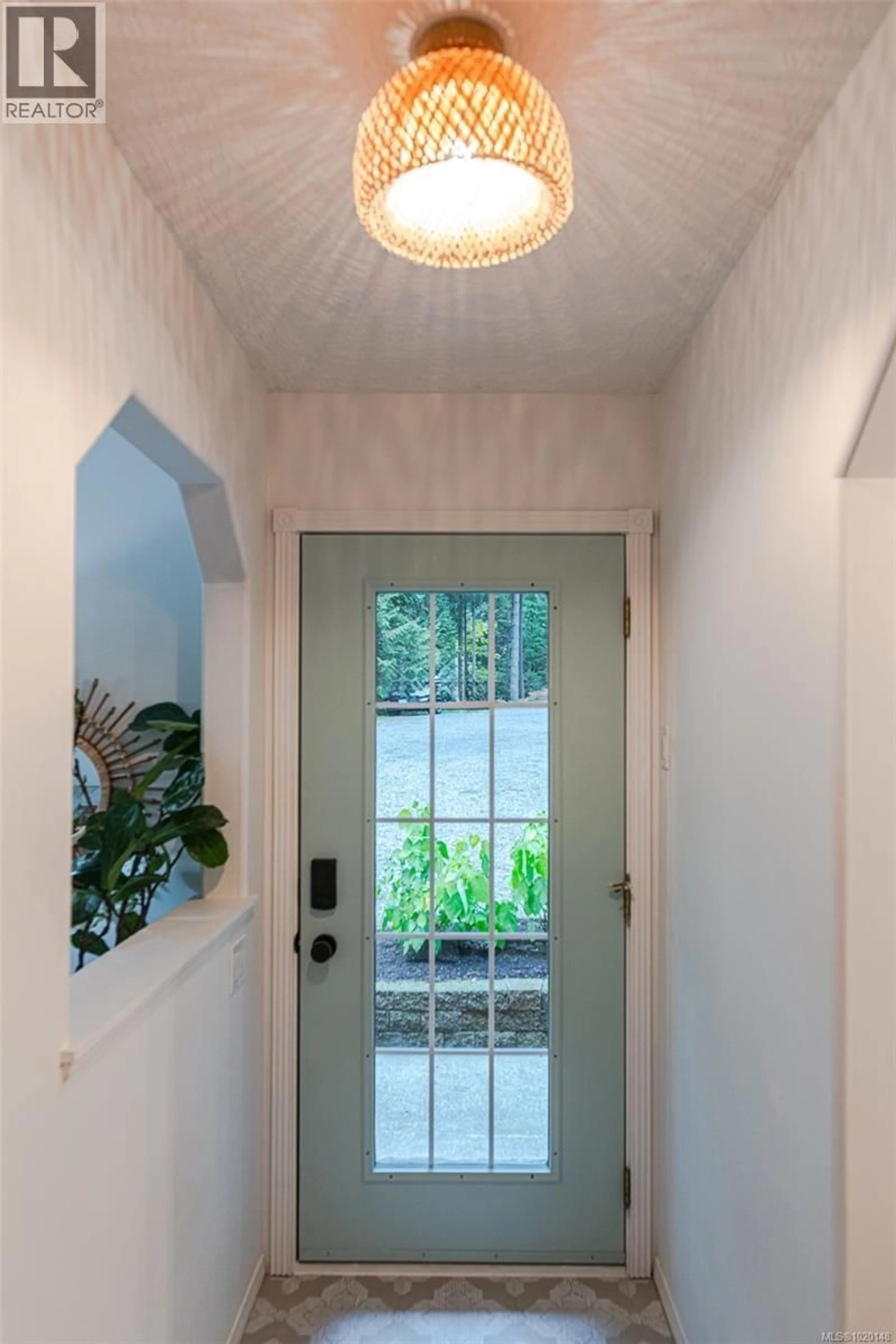 Indoor entryway for 1222 BRAITHWAITE DRIVE, Cobble Hill British Columbia V8H0G3