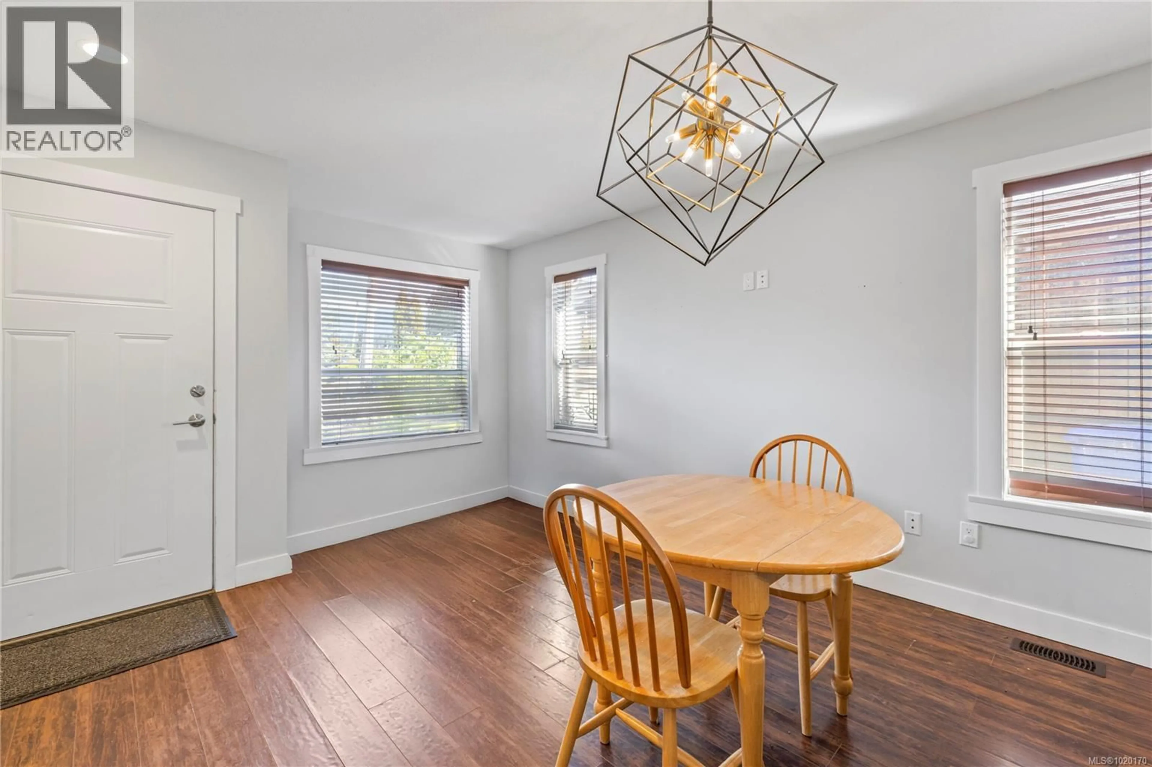 Dining room, wood/laminate floor for B - 4730 ARROWSMITH ROAD, Port Alberni British Columbia V9Y0B9