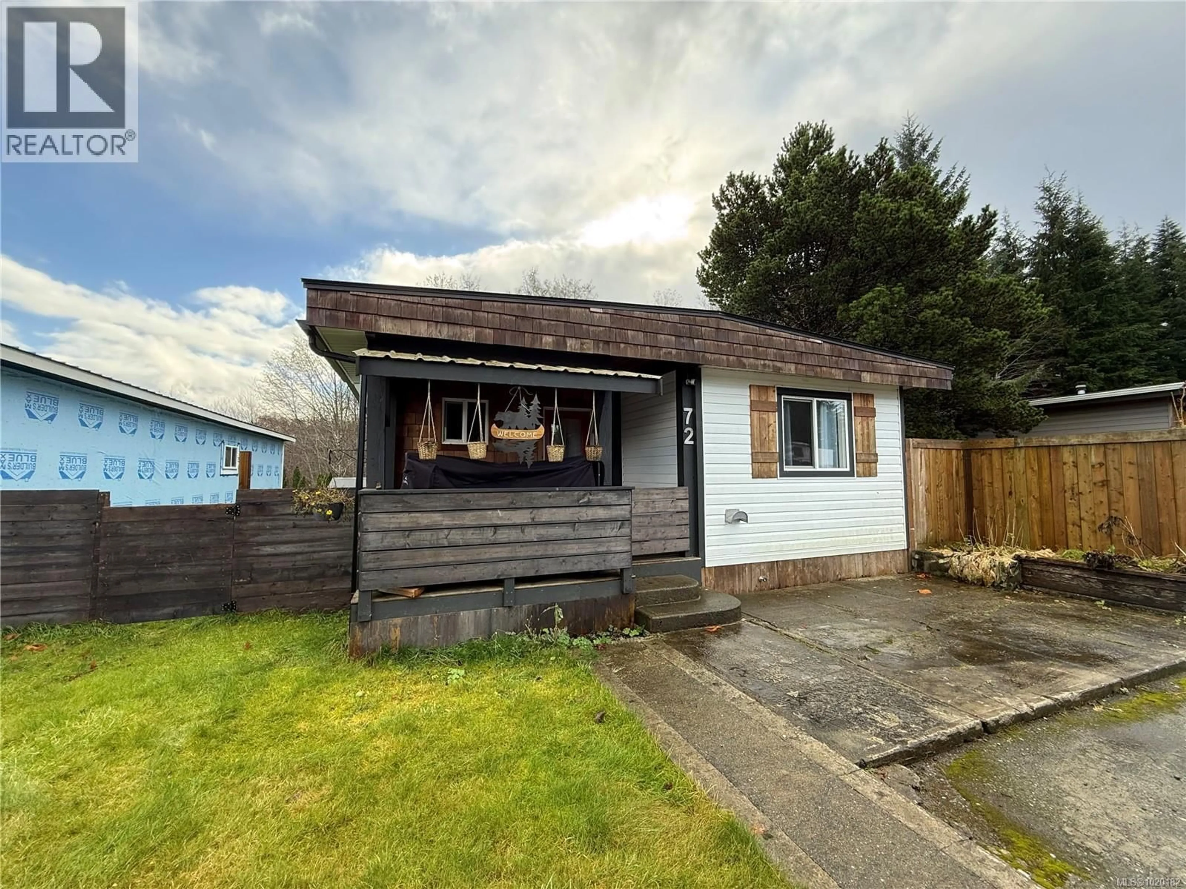 A pic from outside/outdoor area/front of a property/back of a property/a pic from drone, building for 72 - 7100 HIGHVIEW ROAD, Port Hardy British Columbia V0N2P0