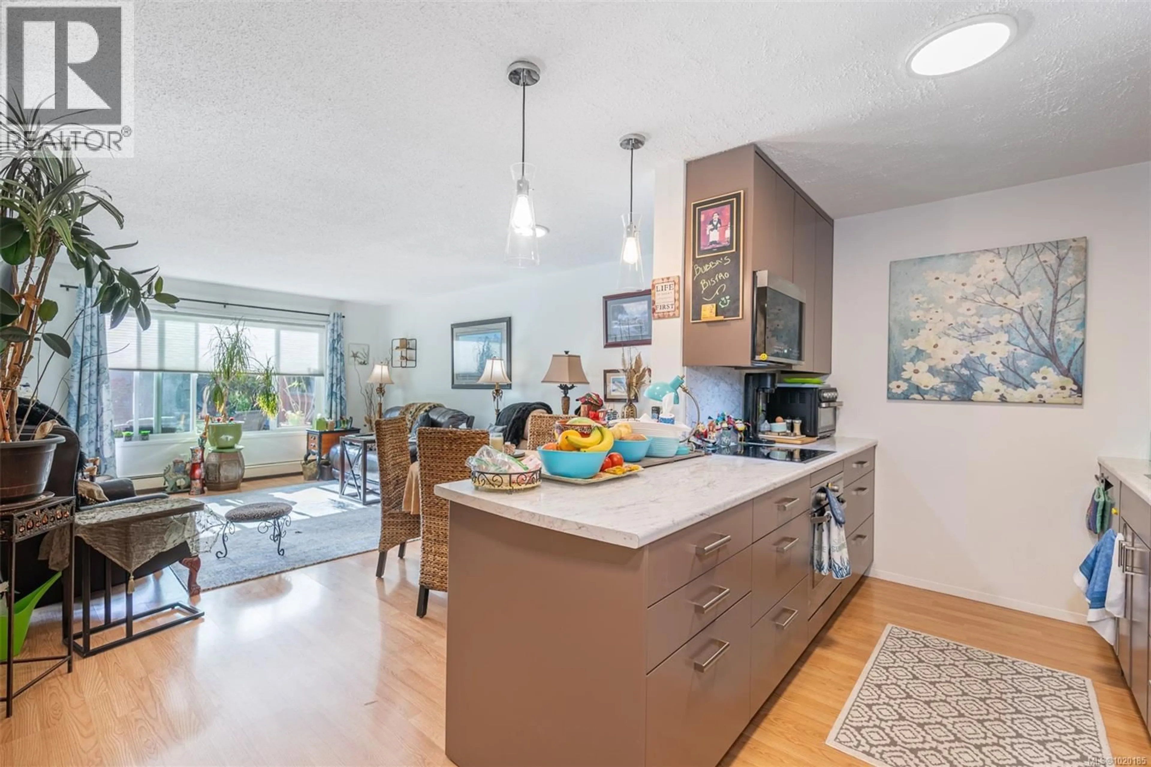 Open concept kitchen, unknown for 114 - 10110 FIFTH STREET, Sidney British Columbia V8L2X9