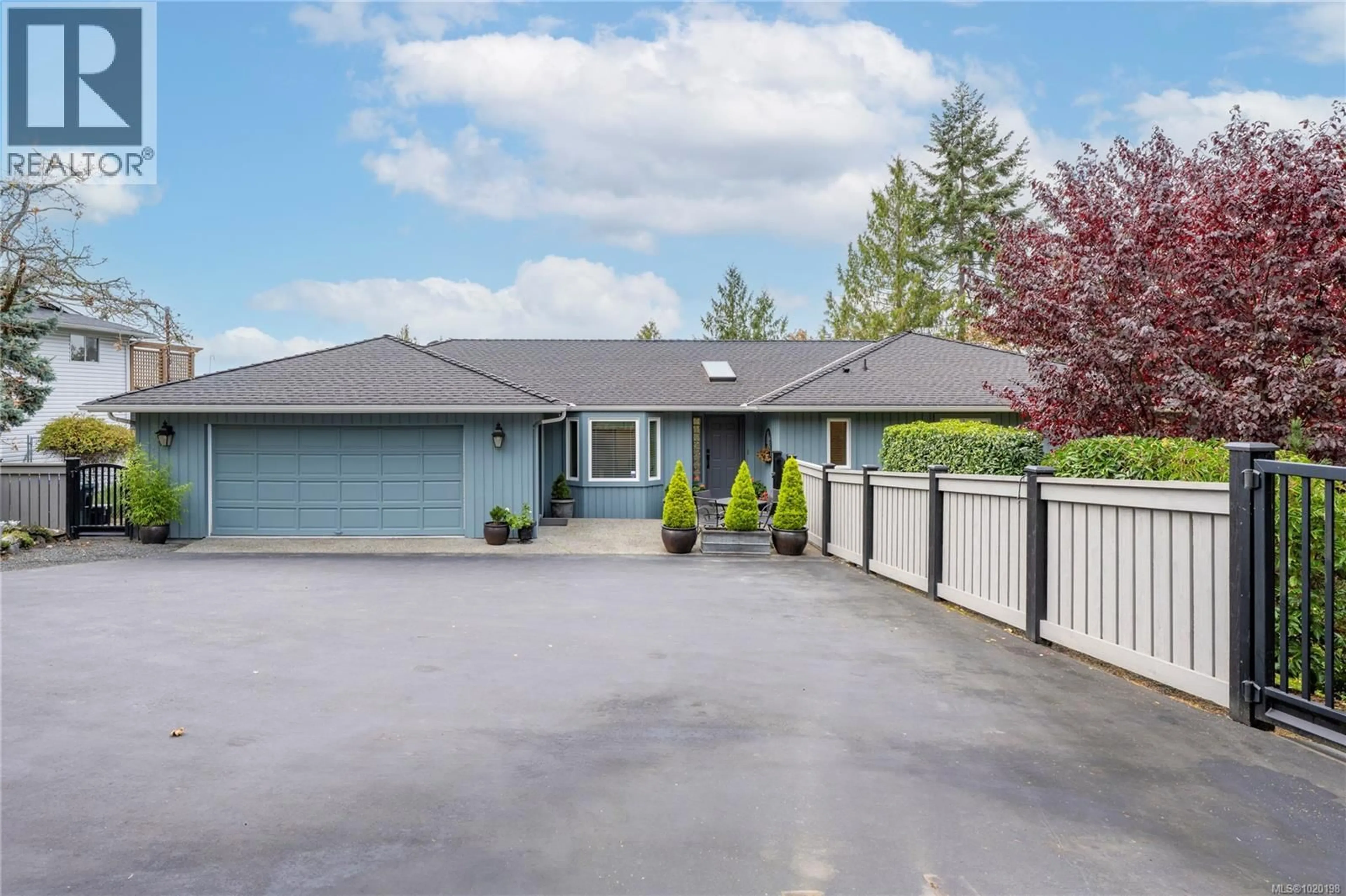 Home with vinyl exterior material, street for 1578 ARBUTUS LANE, Nanoose Bay British Columbia V9P1B5