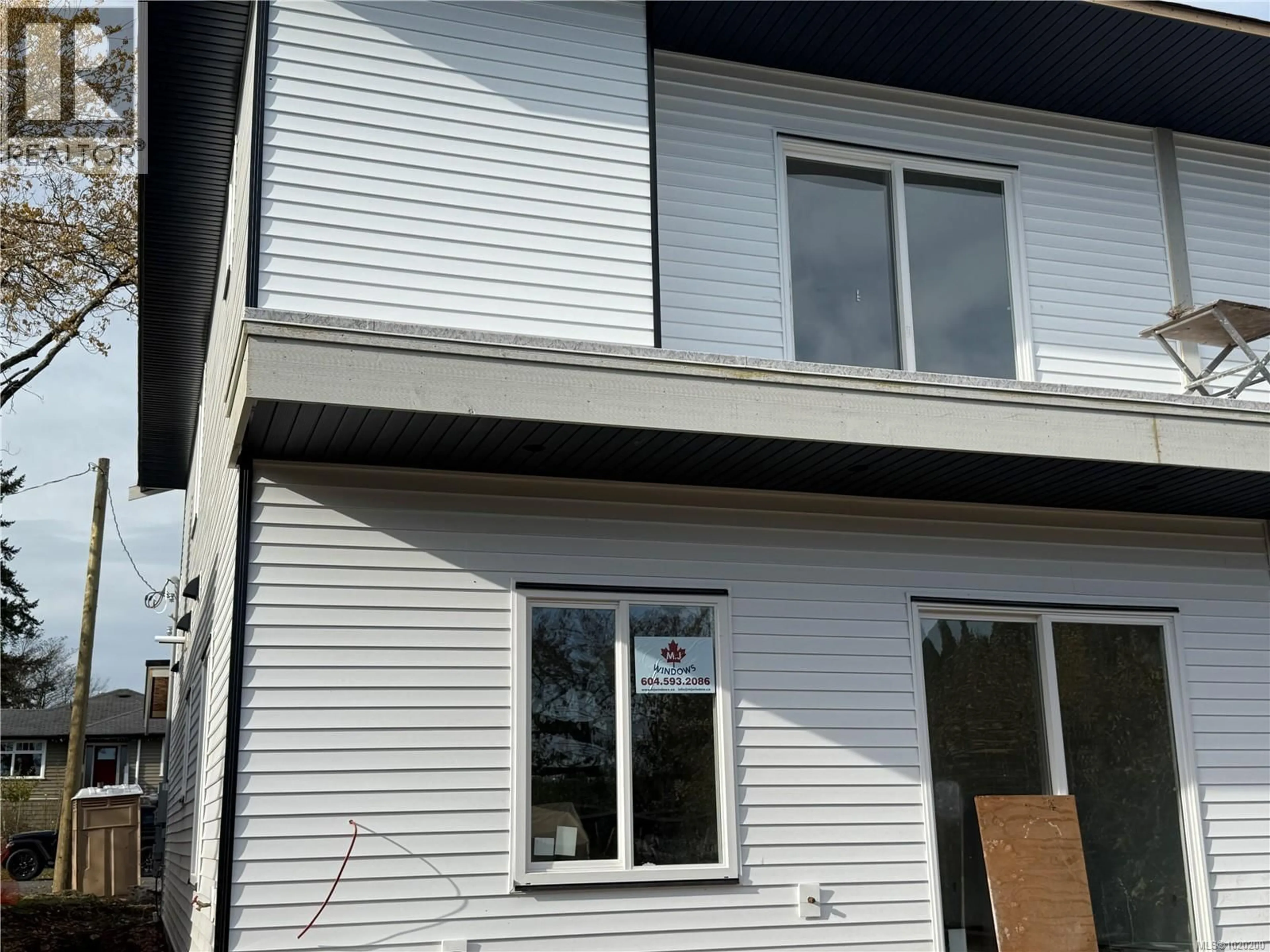 Home with vinyl exterior material, building for 850 SUNDERLAND AVENUE, Nanaimo British Columbia V9S4Z4