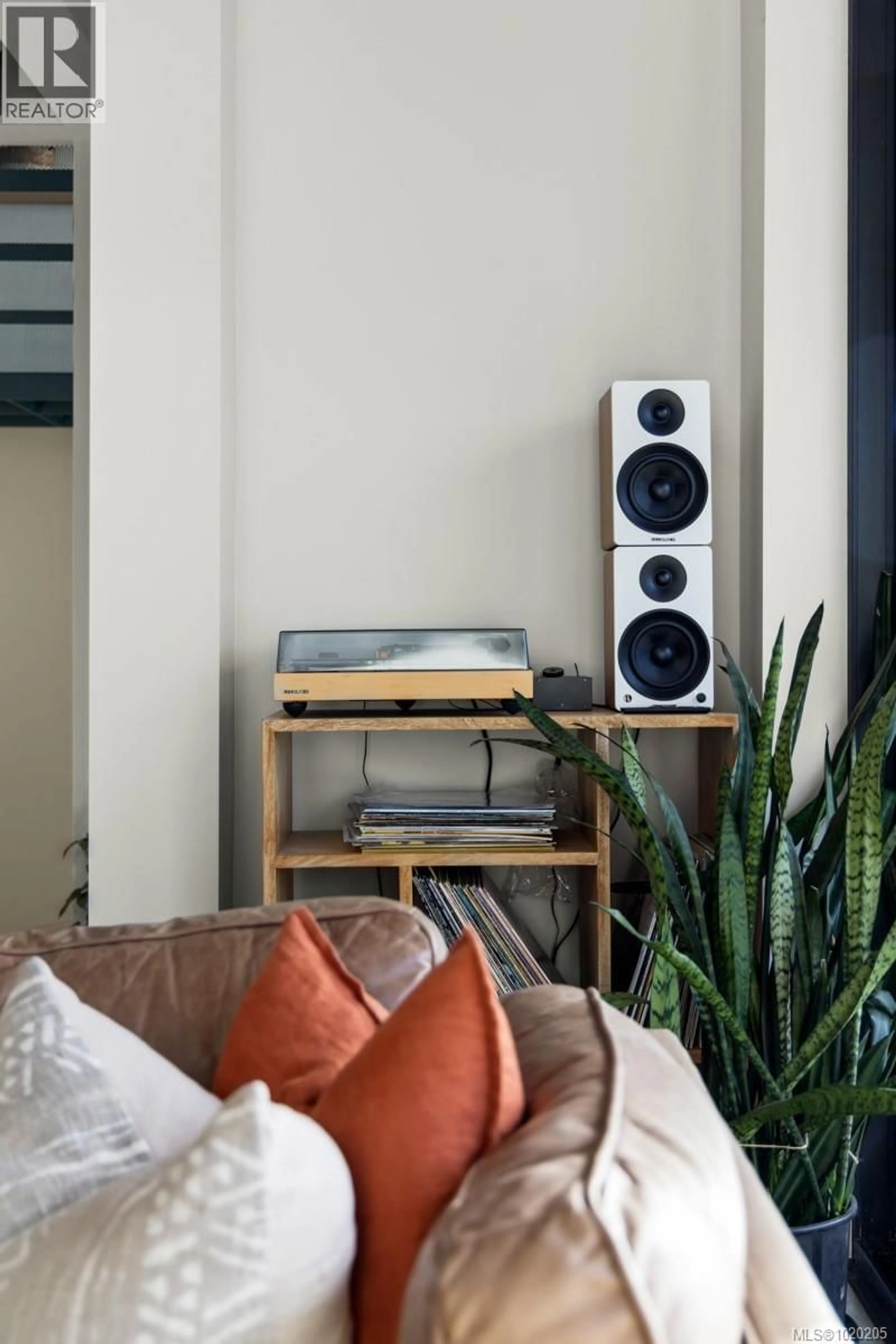 Home theater for 3025 JACKSON STREET, Victoria British Columbia V8T3Z7