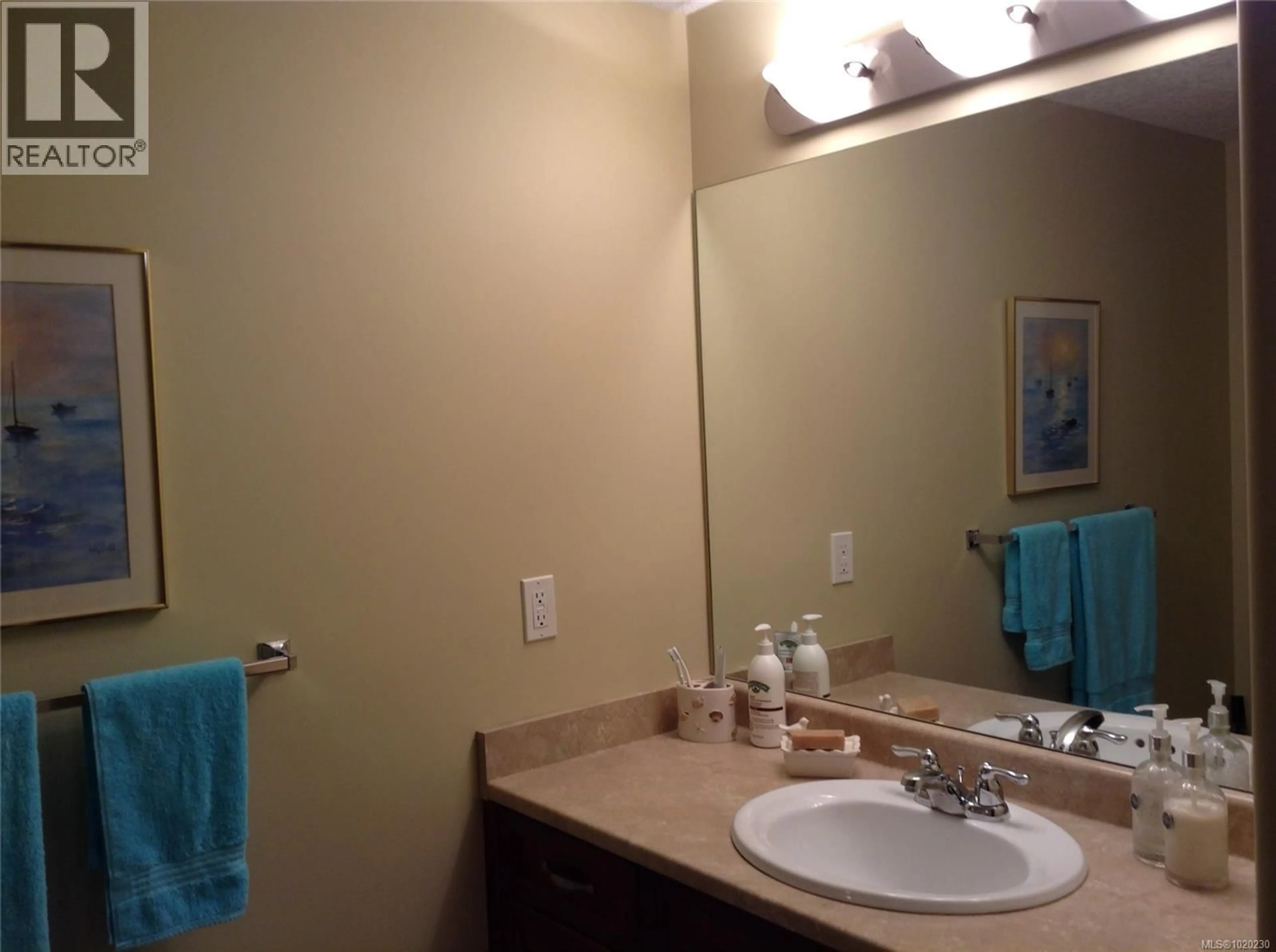 Standard bathroom, unknown for 1731 DAR'S PLACE, Qualicum Beach British Columbia V9K2S3