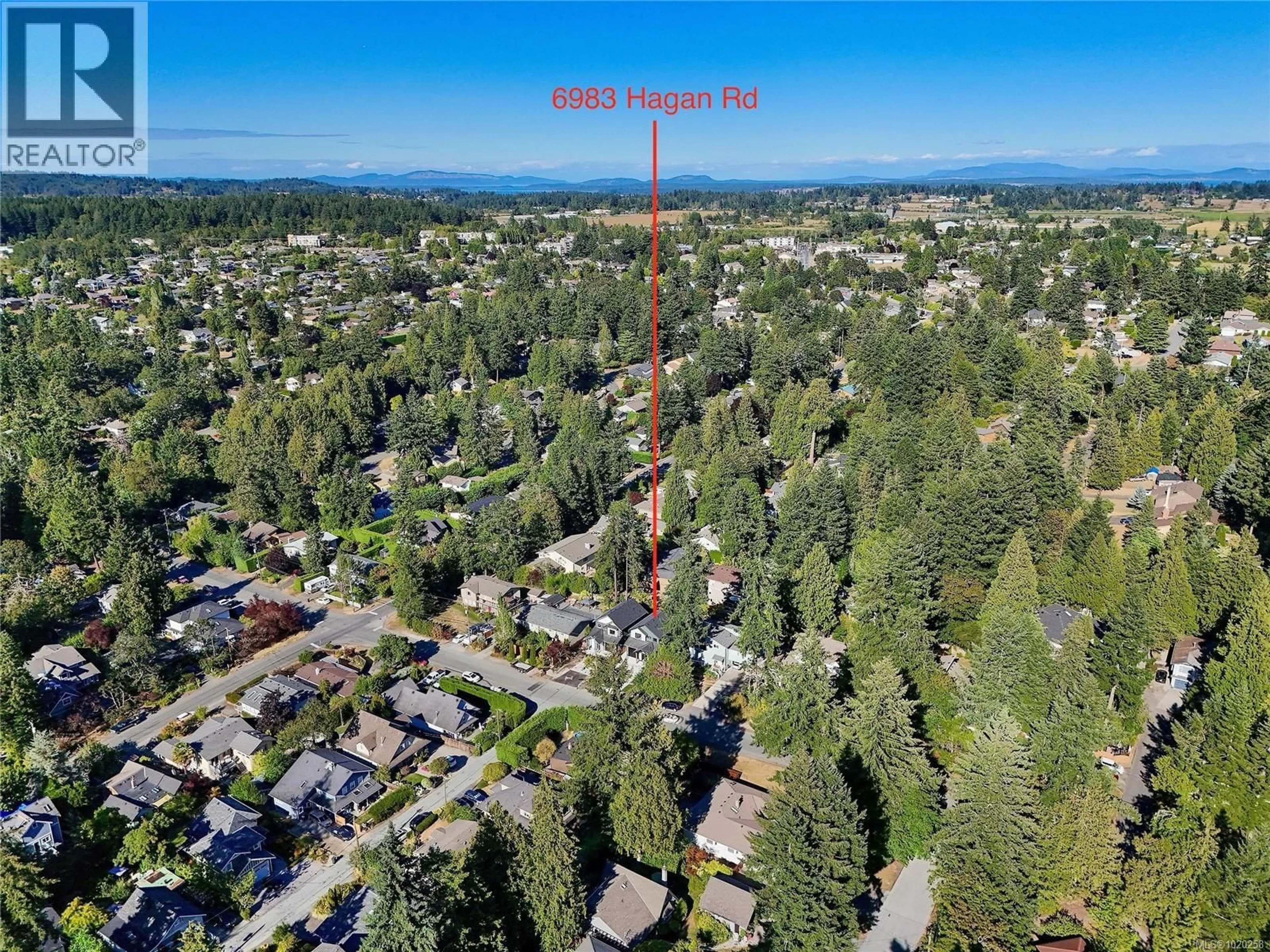 A pic from outside/outdoor area/front of a property/back of a property/a pic from drone, unknown for 6983 HAGAN ROAD, Central Saanich British Columbia V8M1B3