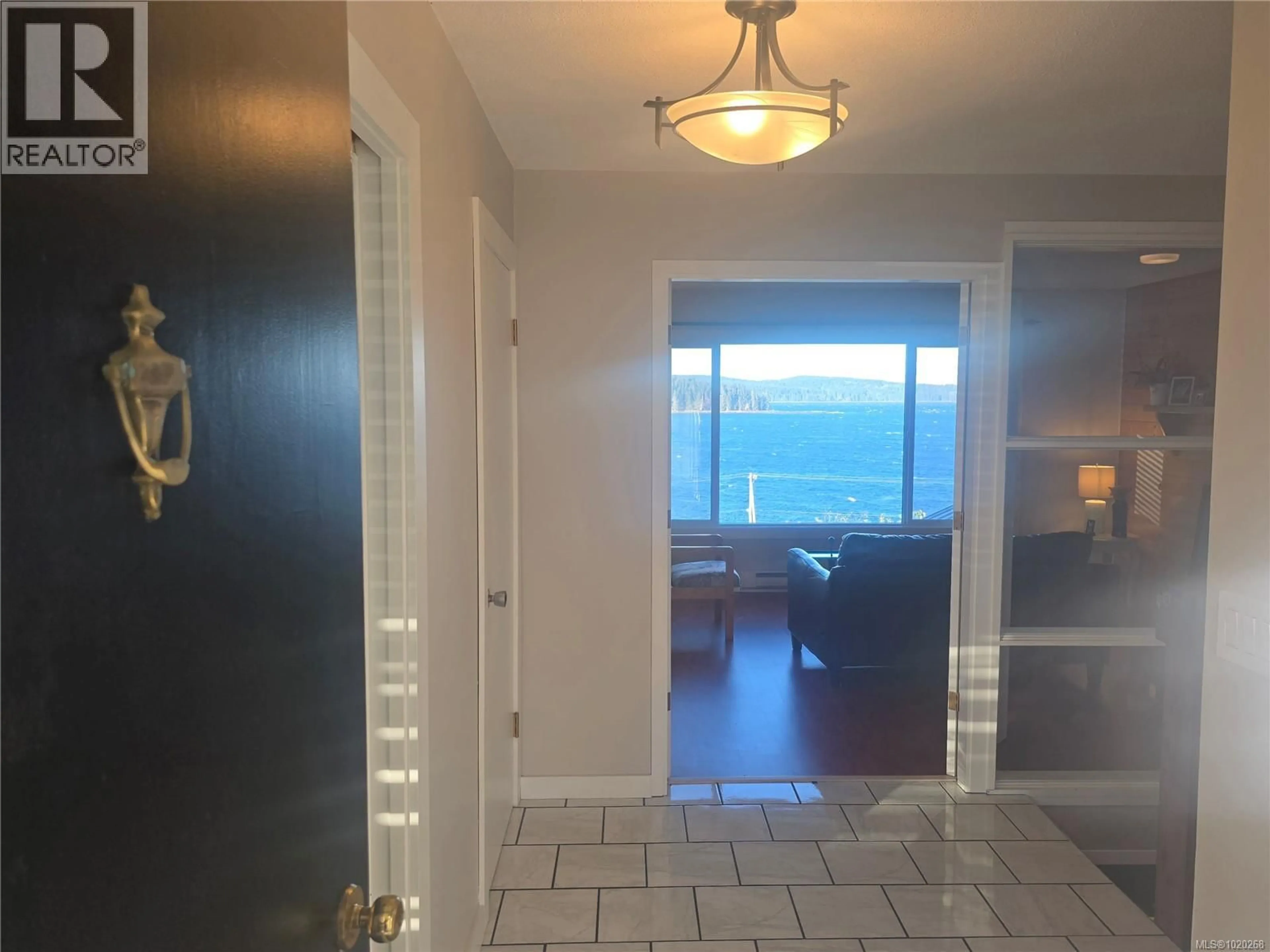 Indoor entryway for 1776 BROUGHTON BOULEVARD, Port McNeill British Columbia V0N2R0