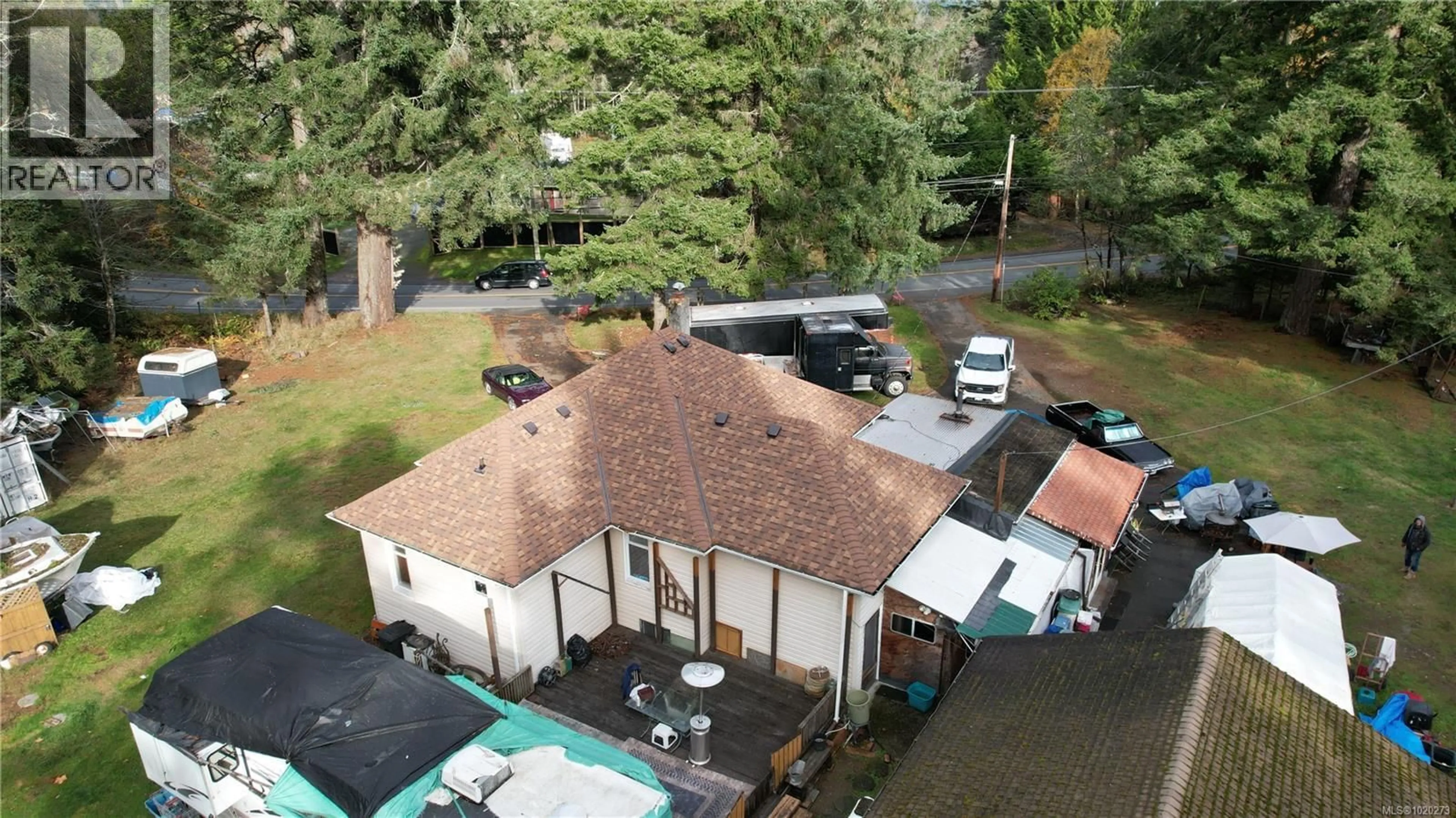 A pic from outside/outdoor area/front of a property/back of a property/a pic from drone, unknown for 7093 WEST COAST ROAD, Sooke British Columbia V9Z0S1