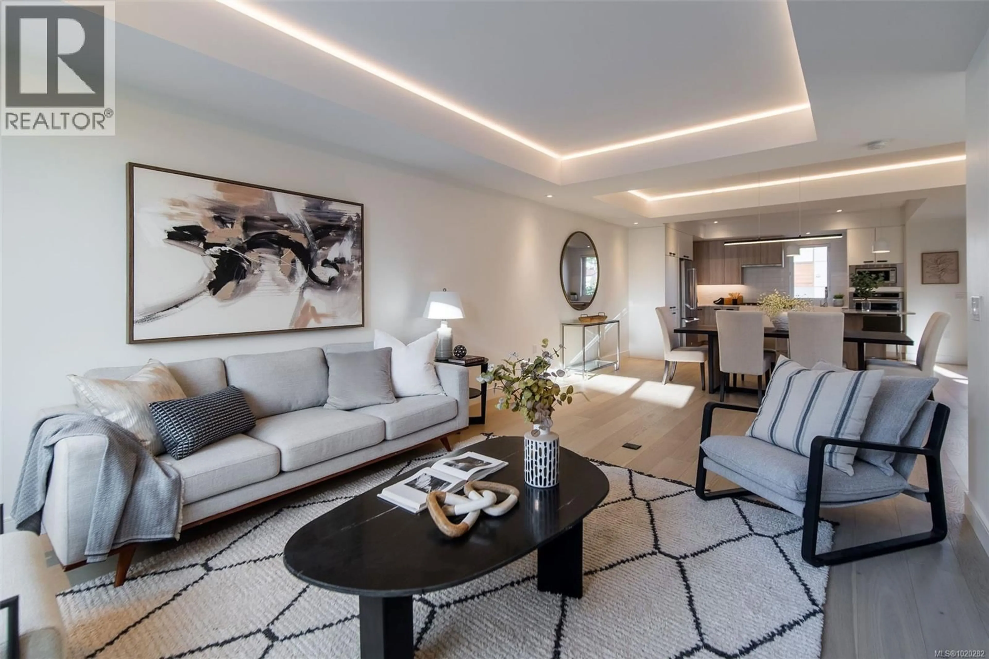 Living room with furniture, unknown for 14 - 4253 DIEPPE ROAD, Saanich British Columbia V8X2N2