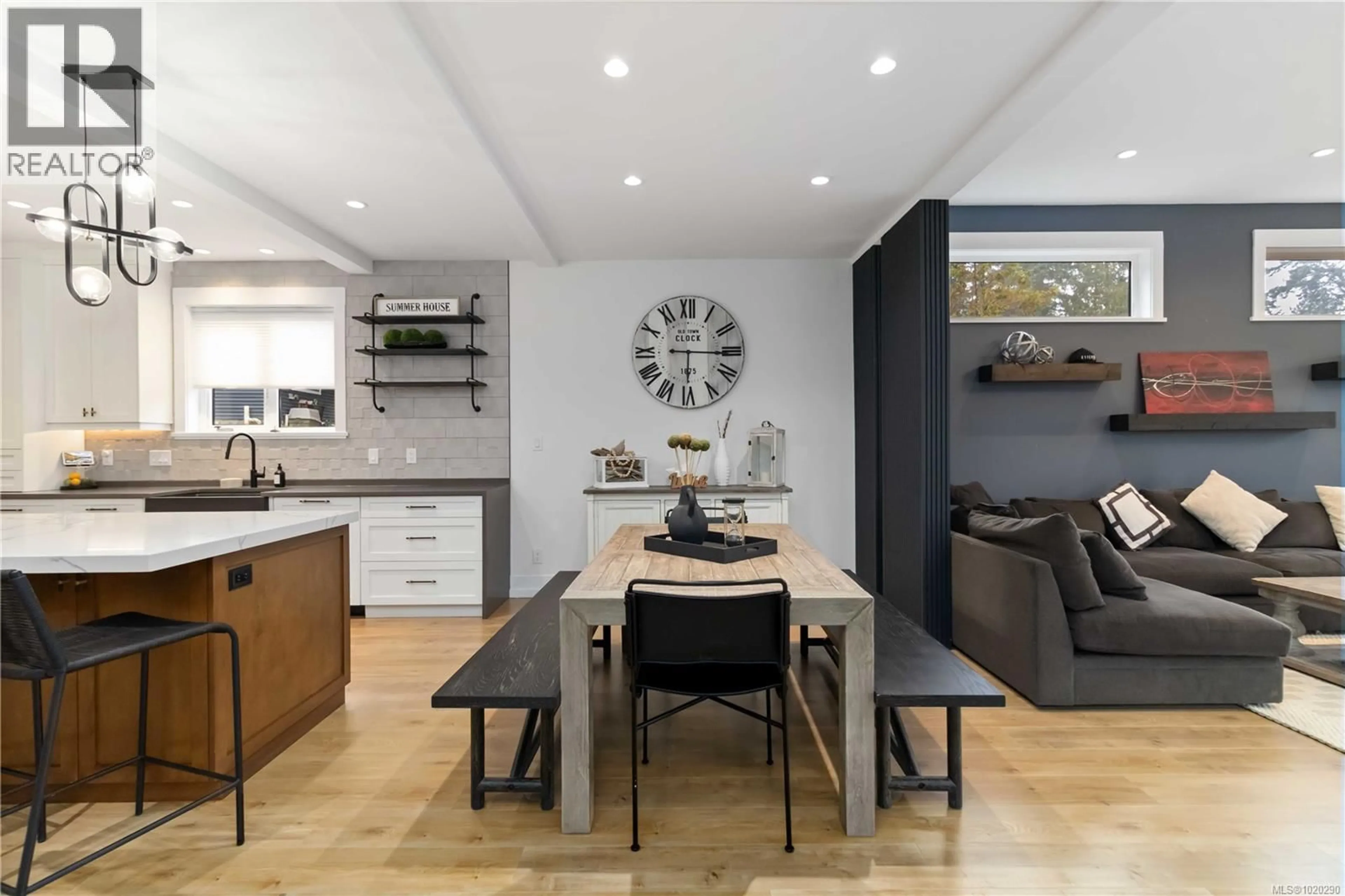 Open concept kitchen, wood/laminate floor for 2710 MONCUR ROAD, Shawnigan Lake British Columbia V0R2W3