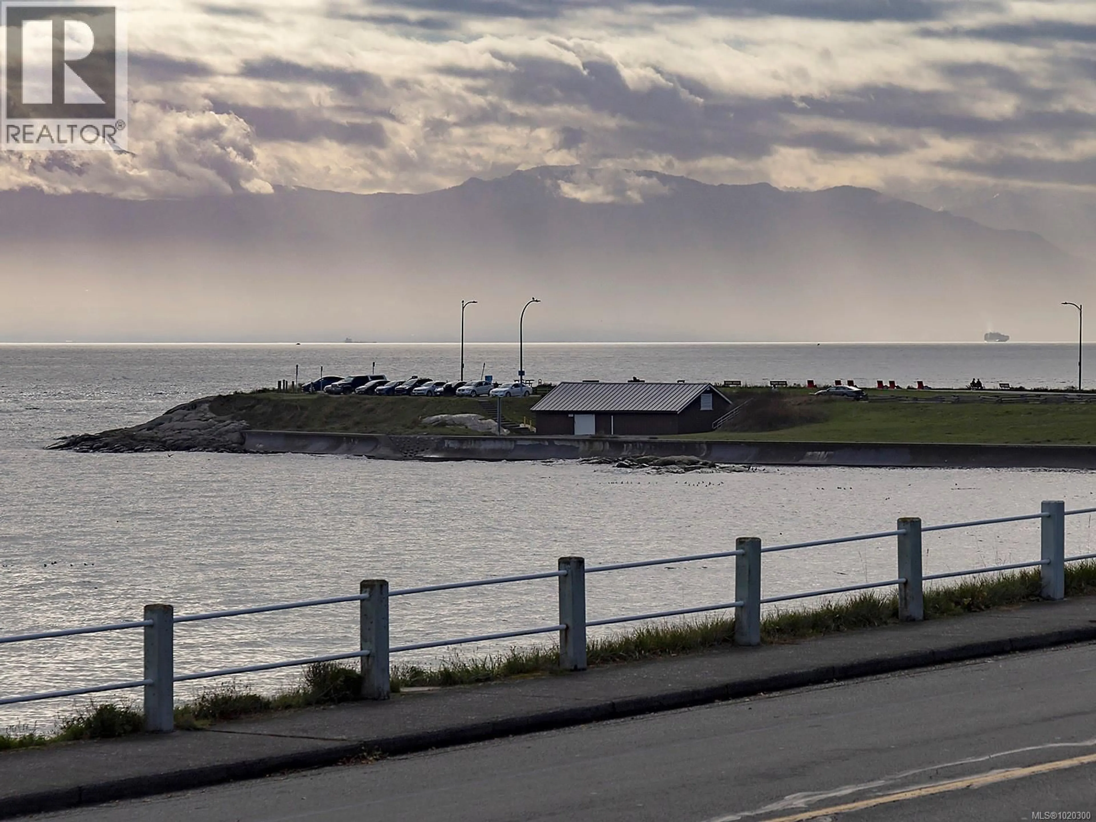 Blurry image for 1480 DALLAS ROAD, Victoria British Columbia V8S1A2