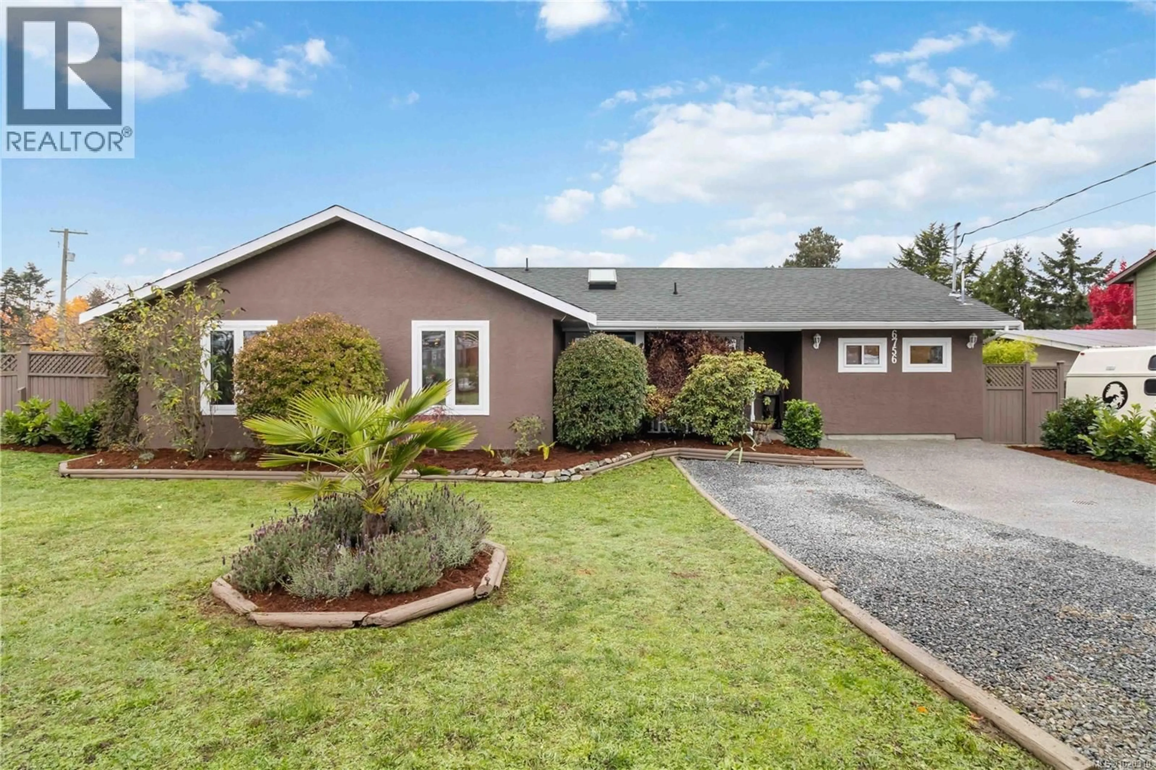 Home with vinyl exterior material, street for 6756 CENTRAL SAANICH ROAD, Central Saanich British Columbia V8Z5V2