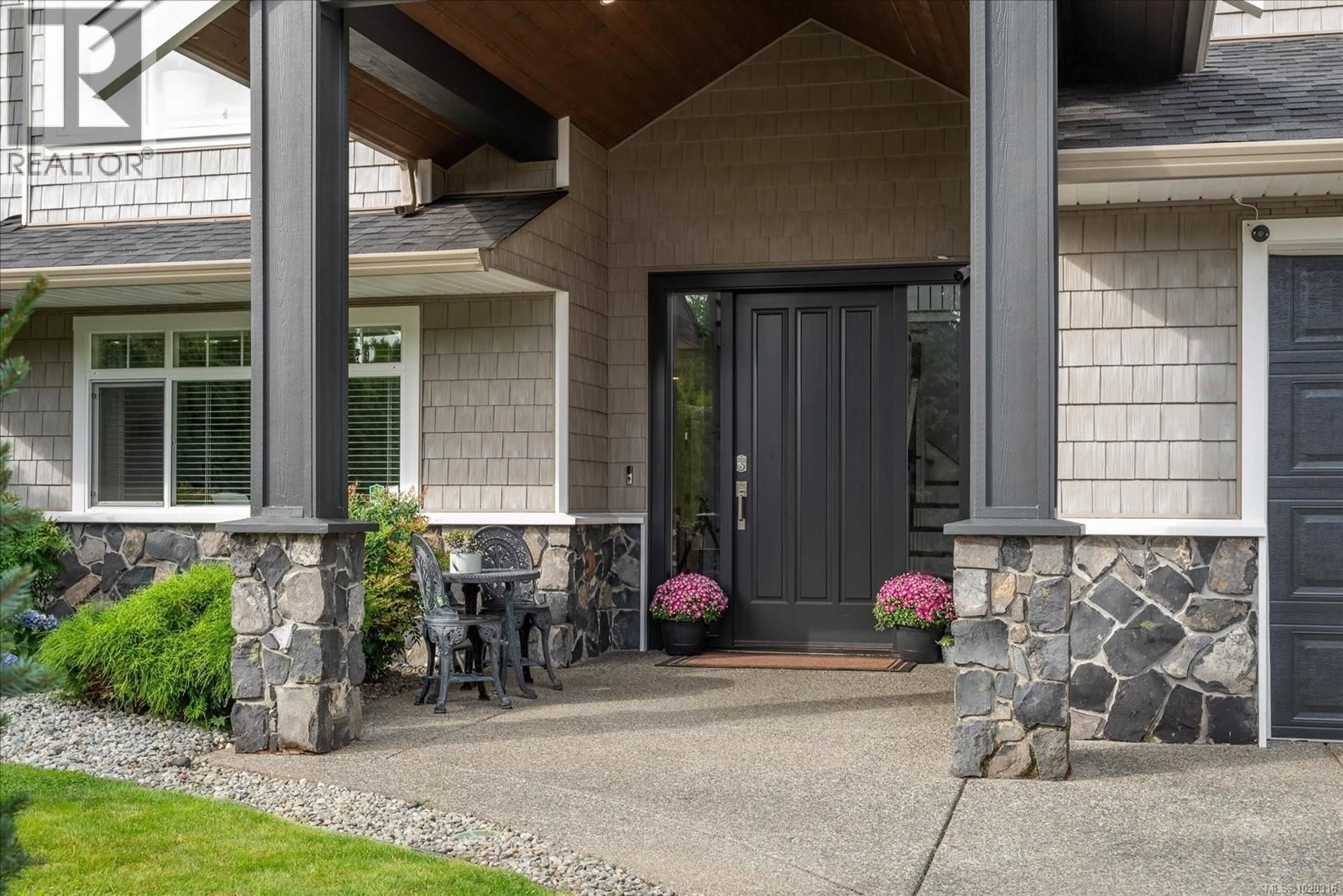 Indoor entryway for 3603 MONTEREY DRIVE, Nanaimo British Columbia V9T6R9