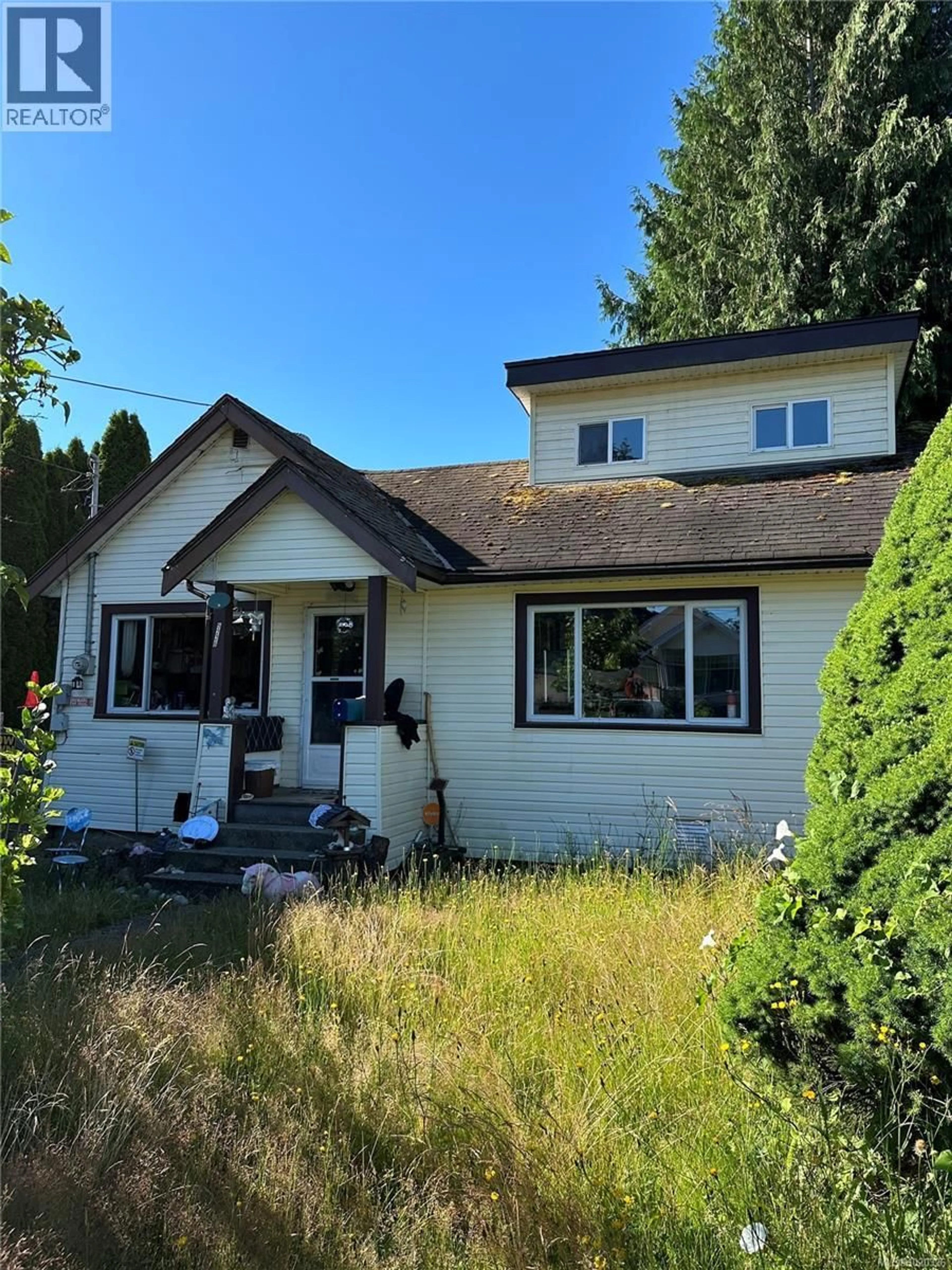 A pic from outside/outdoor area/front of a property/back of a property/a pic from drone, unknown for 5226 HEASLIP ROAD, Port Alberni British Columbia V9Y6Z9