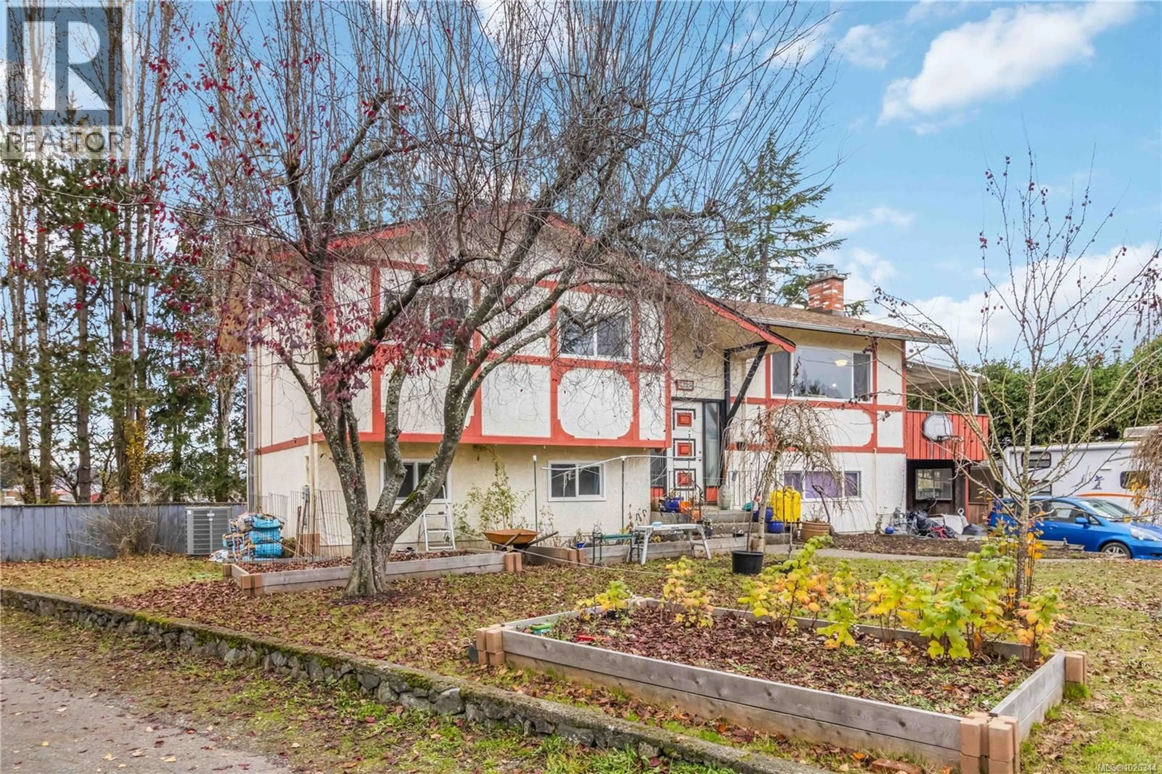 Patio, street for 7225 EARLY PLACE, Central Saanich British Columbia V8M1S9