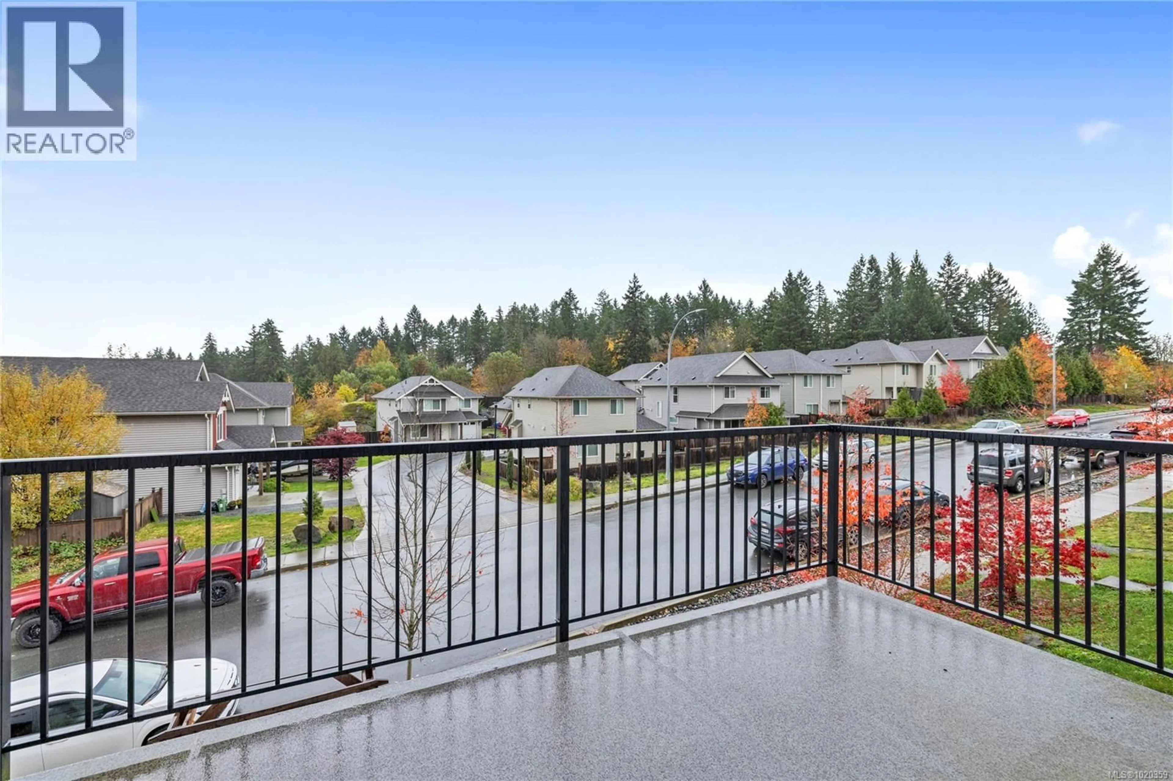 Patio, mountain view for 453 SILVER MOUNTAIN DRIVE, Nanaimo British Columbia V9R0J5