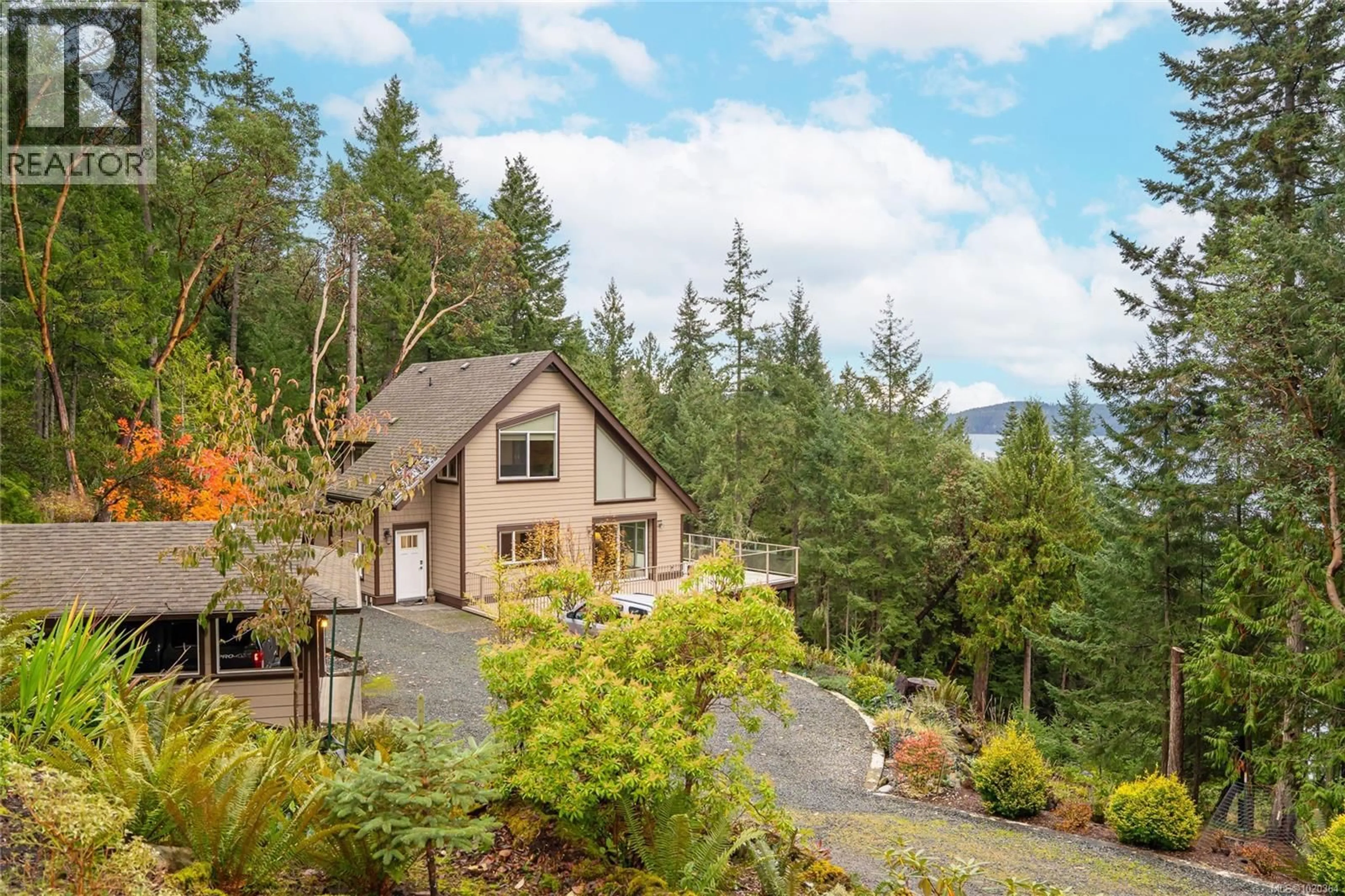 A pic from outside/outdoor area/front of a property/back of a property/a pic from drone, mountain view for 148 PILKEY POINT ROAD, Thetis Island British Columbia V0R2Y0