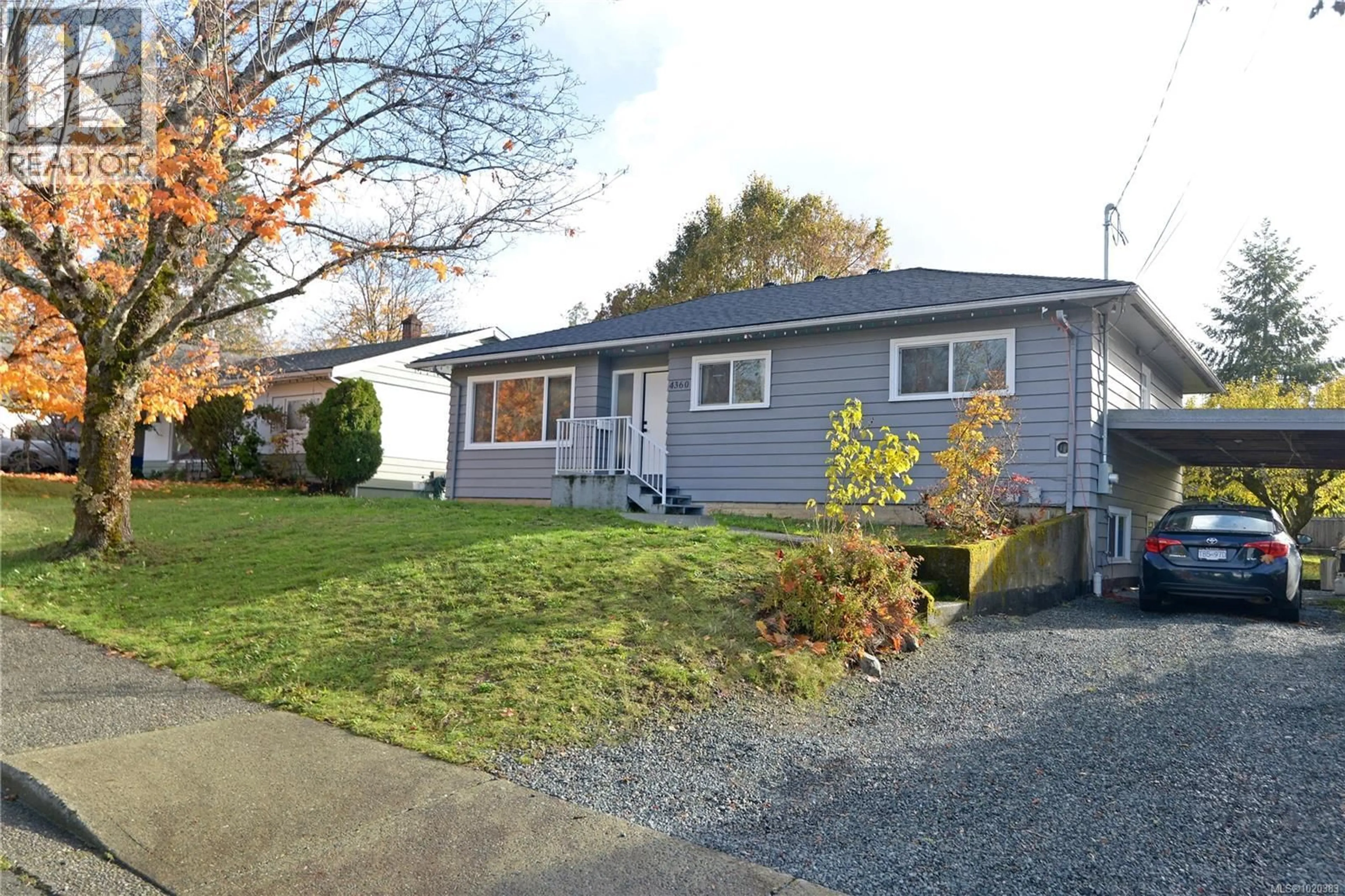 Home with vinyl exterior material, street for 4360 PRINCESS ROAD, Port Alberni British Columbia V9Y5R1