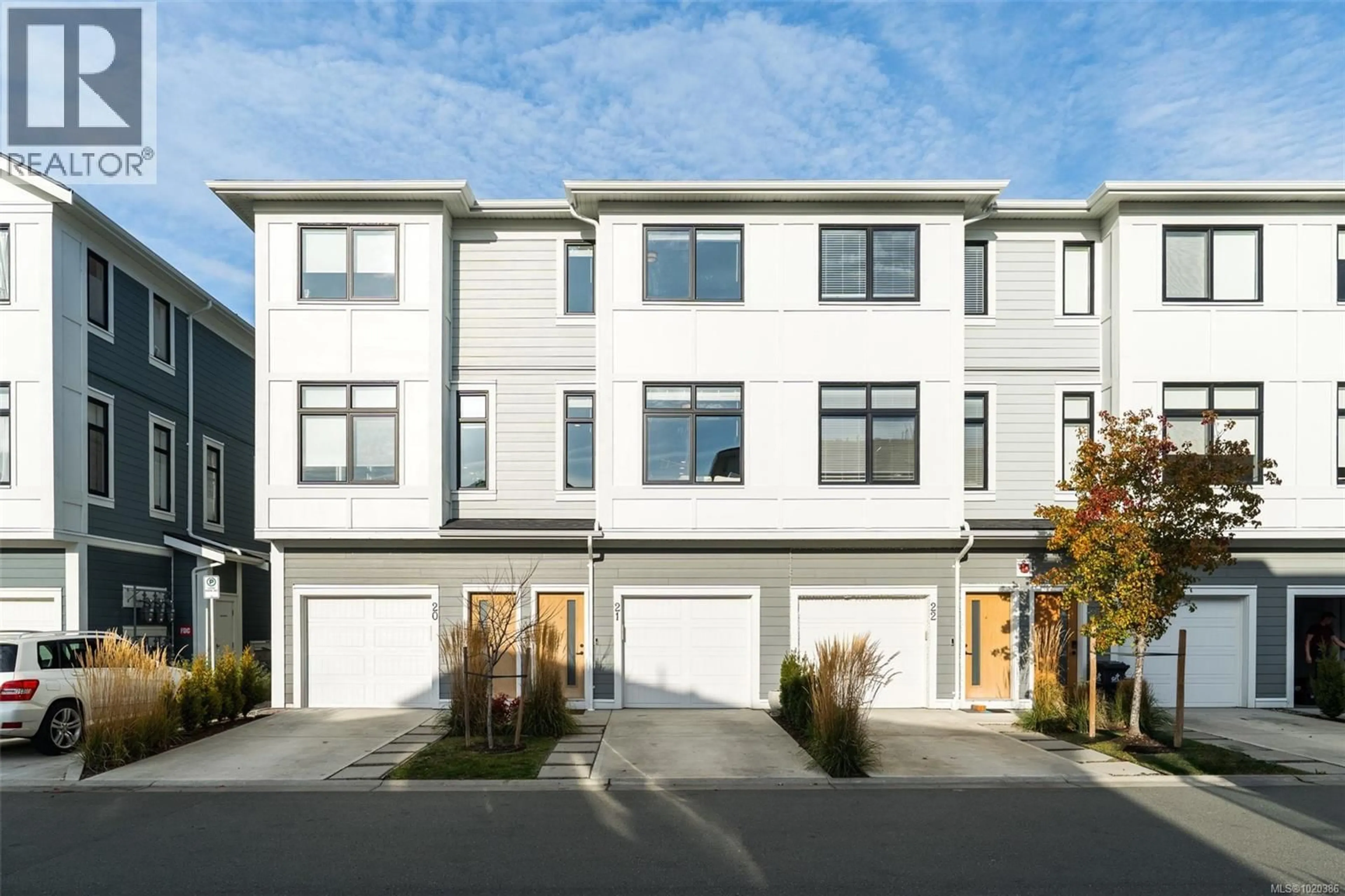 Home with vinyl exterior material, street for 21 - 255 CASPIAN DRIVE, Colwood British Columbia V9C0R9