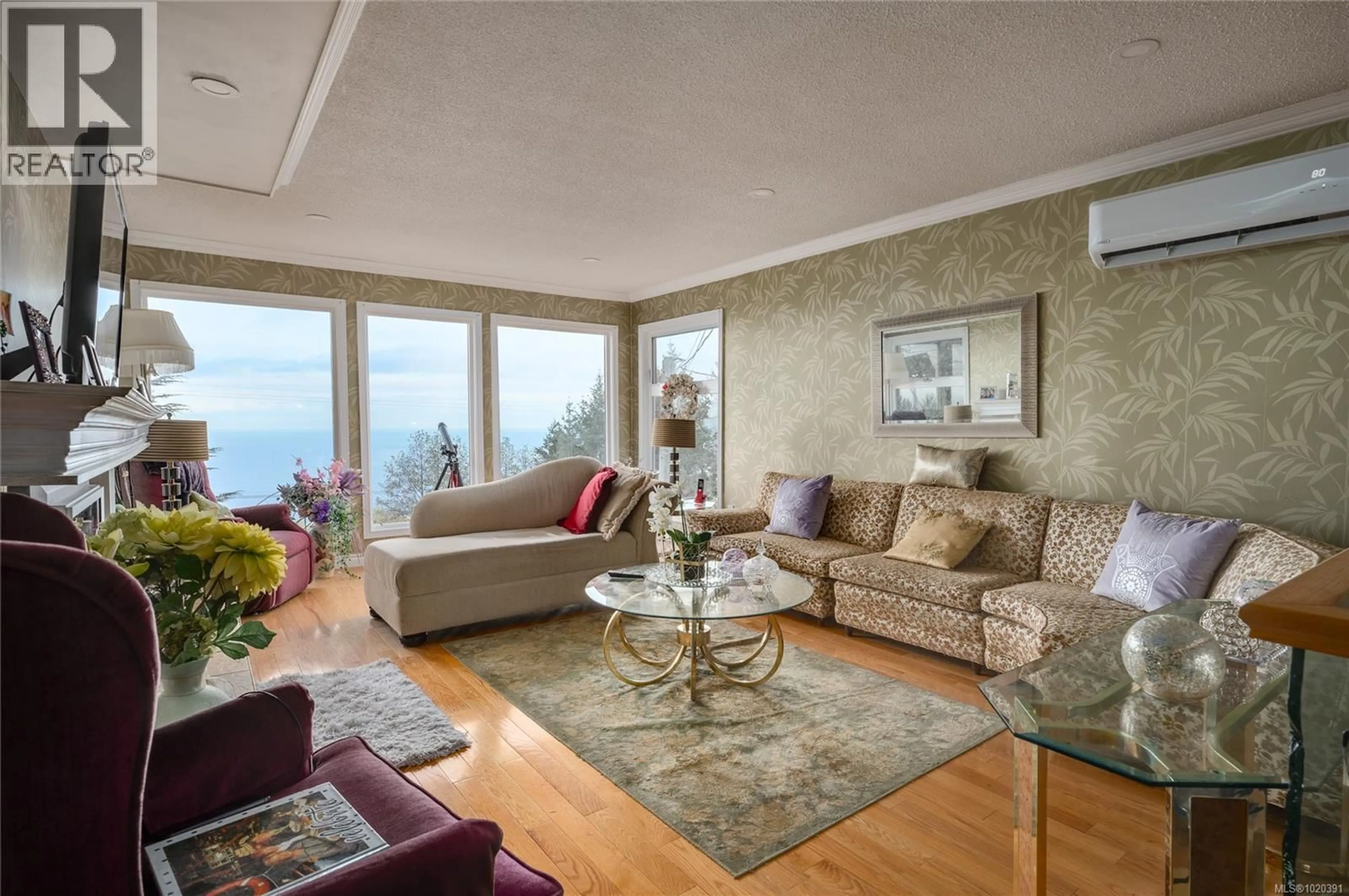 Living room with furniture, unknown for 5259 LOST LAKE ROAD, Nanaimo British Columbia V9T5E6