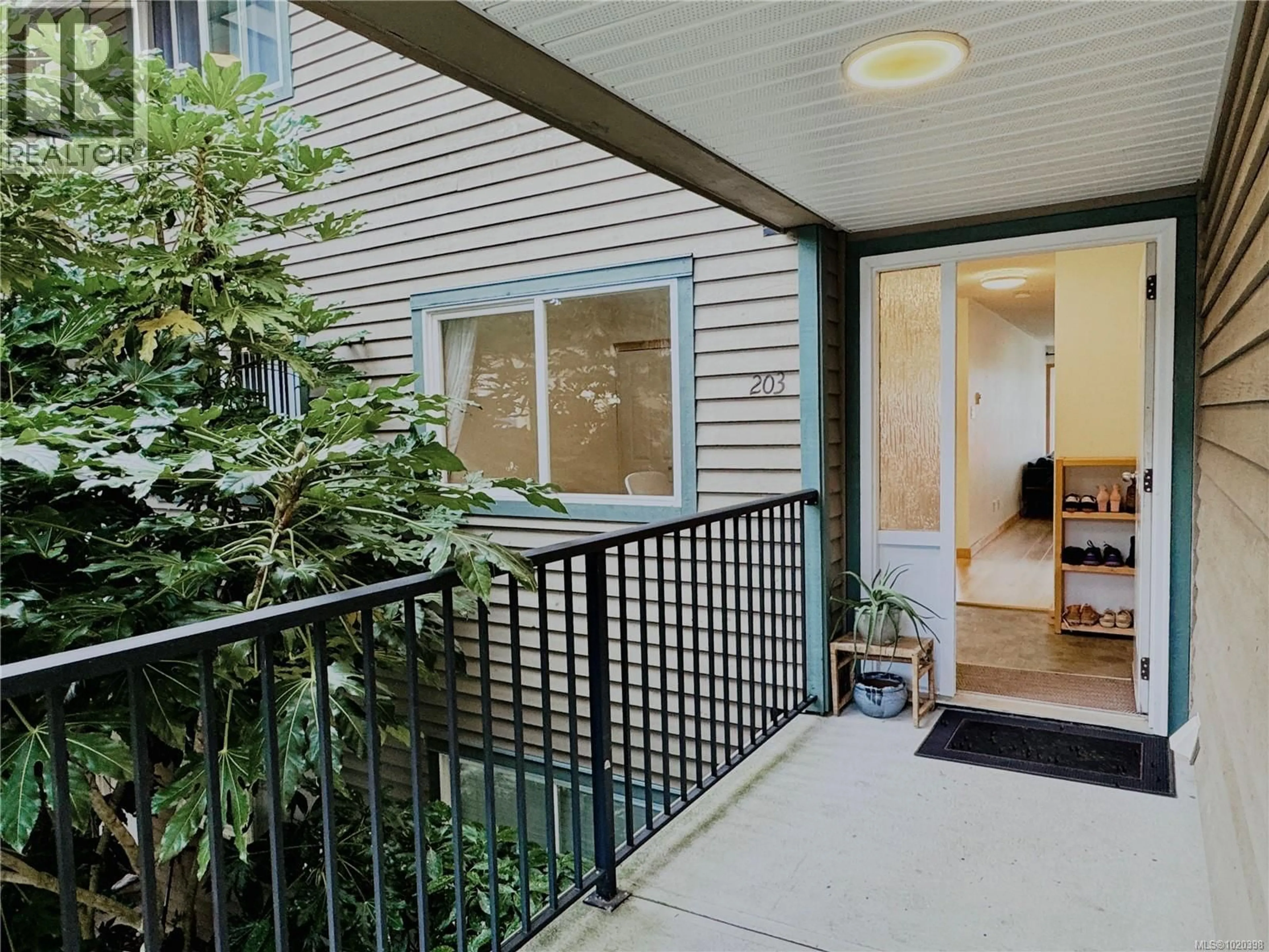 Unknown for 203 - 250 HEMLOCK STREET, Ucluelet British Columbia V0R3A0