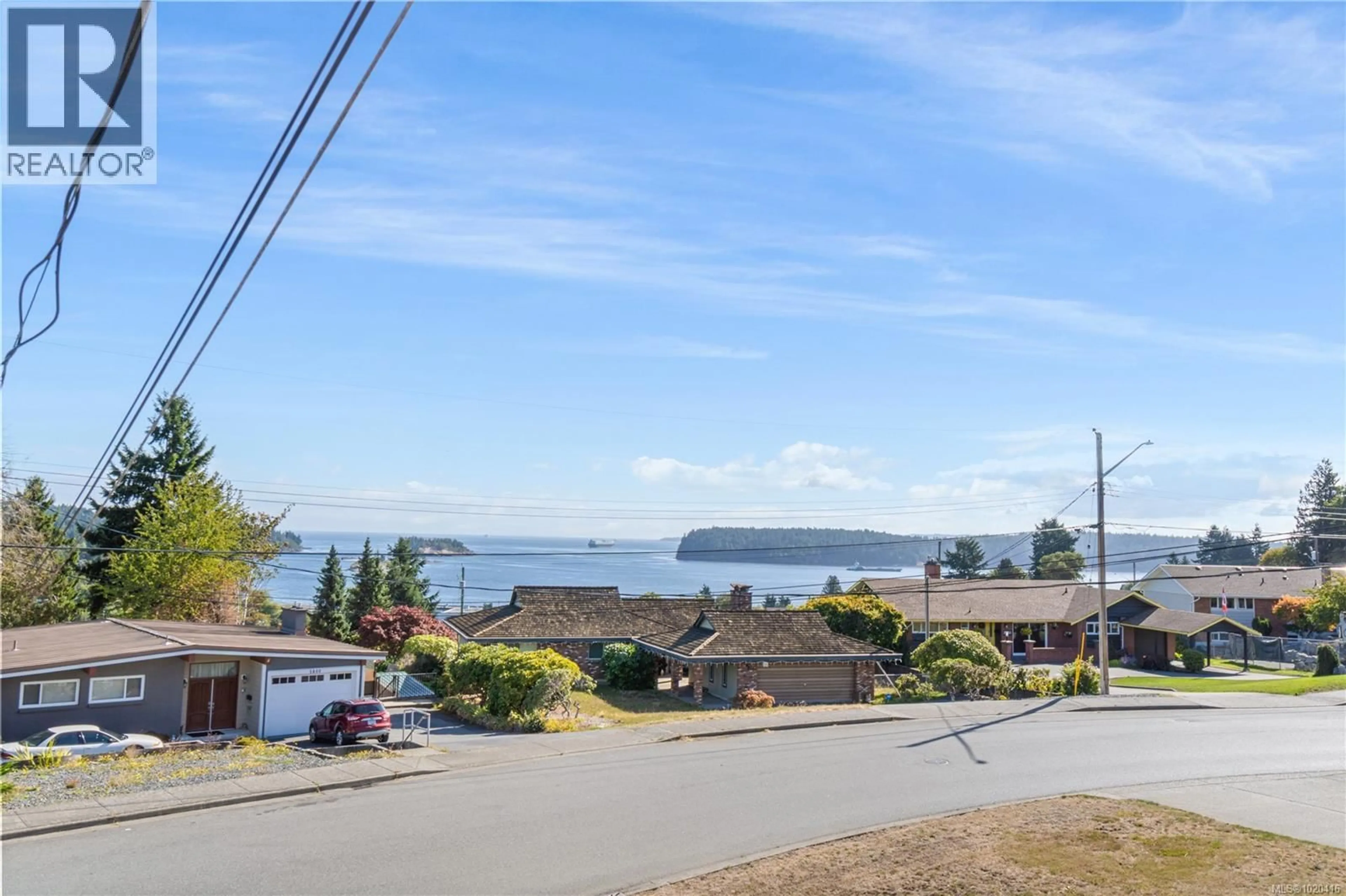 A pic from outside/outdoor area/front of a property/back of a property/a pic from drone, water/lake/river/ocean view for 2815 COSGROVE CRESCENT, Nanaimo British Columbia V9S3P5