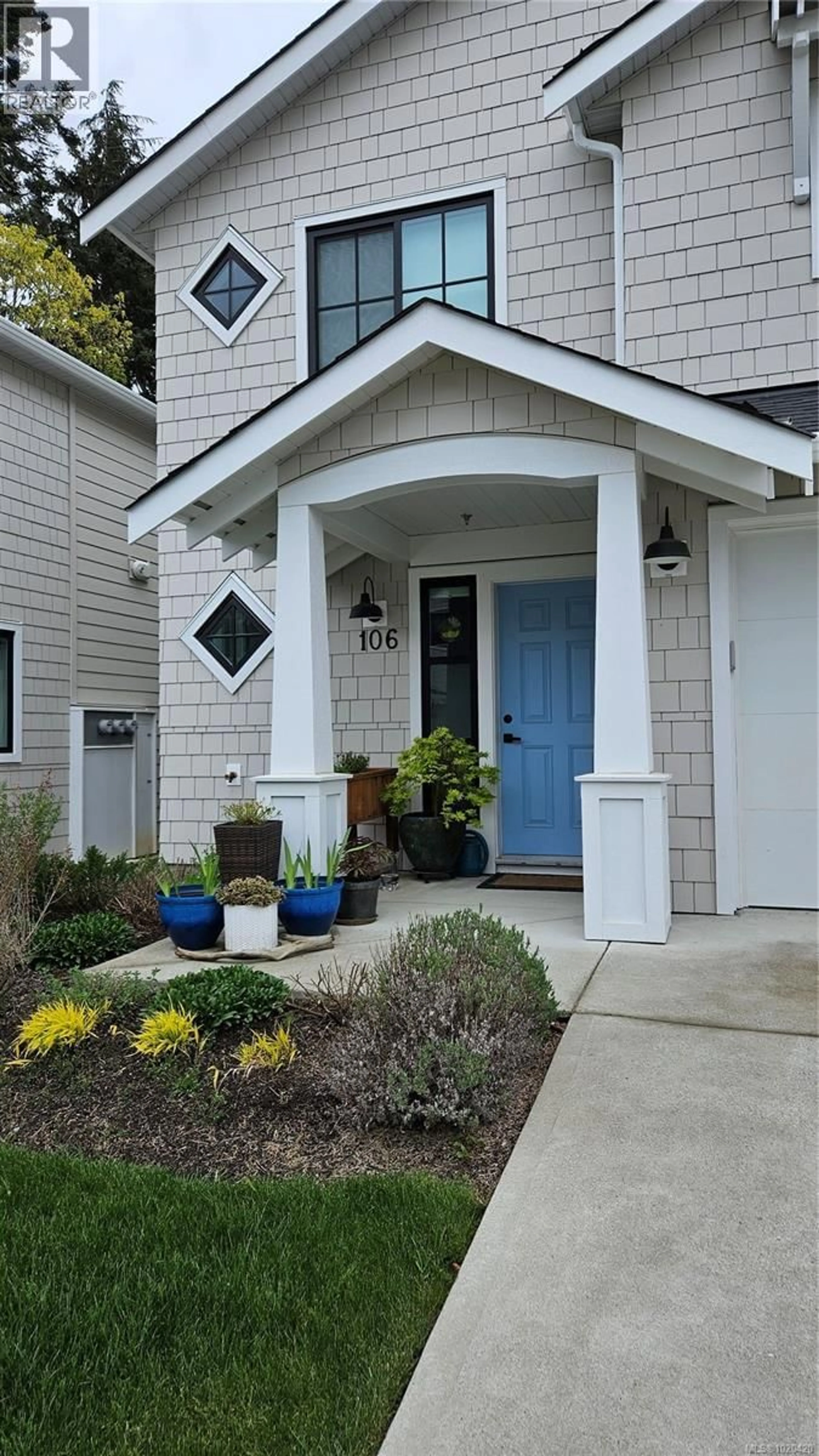 Indoor entryway for 106 - 2096 KENNEDY STREET, Sooke British Columbia V9Z0Z1